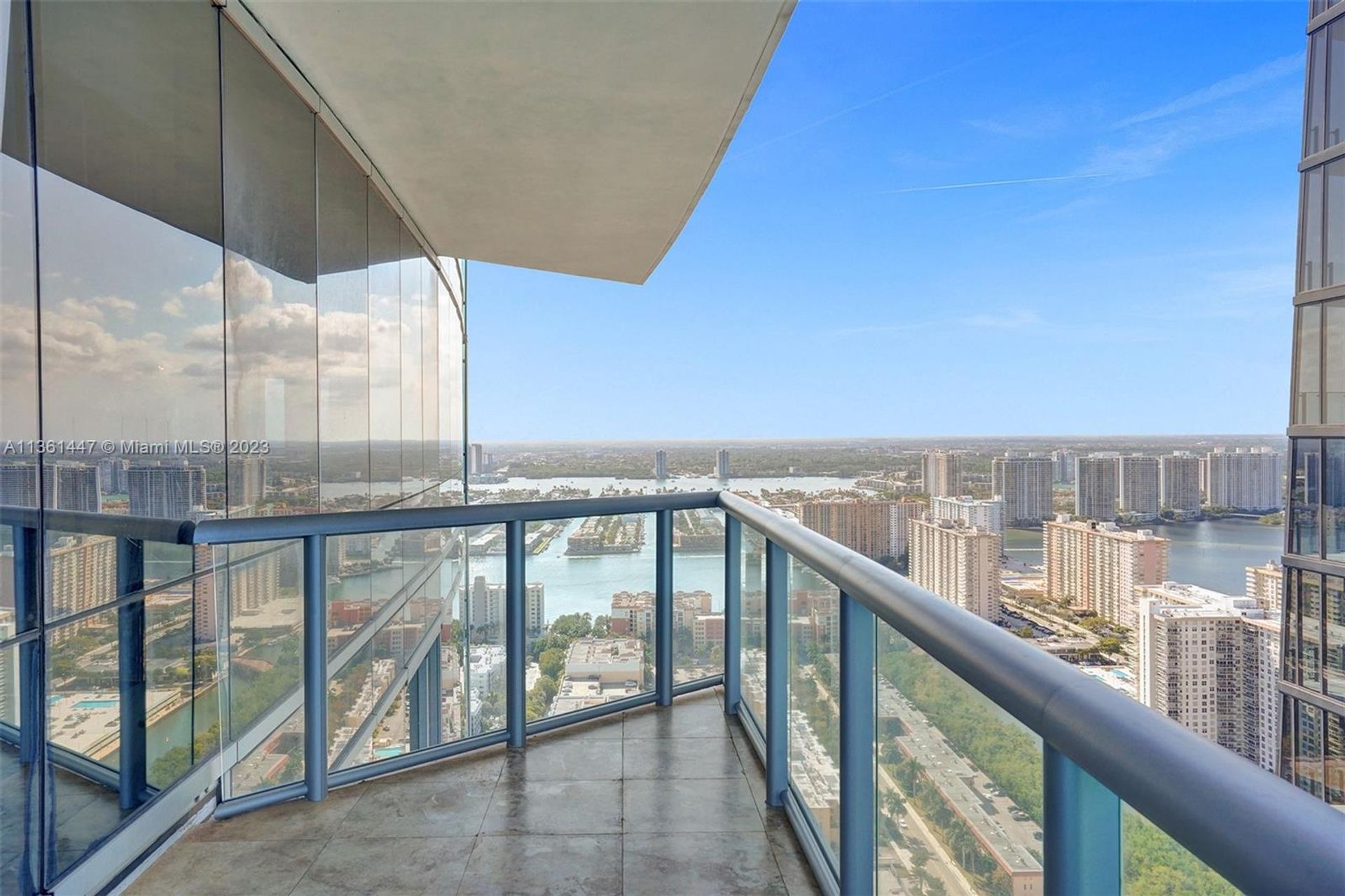 Кондоминиум в Sunny Isles Beach, Florida 11639963