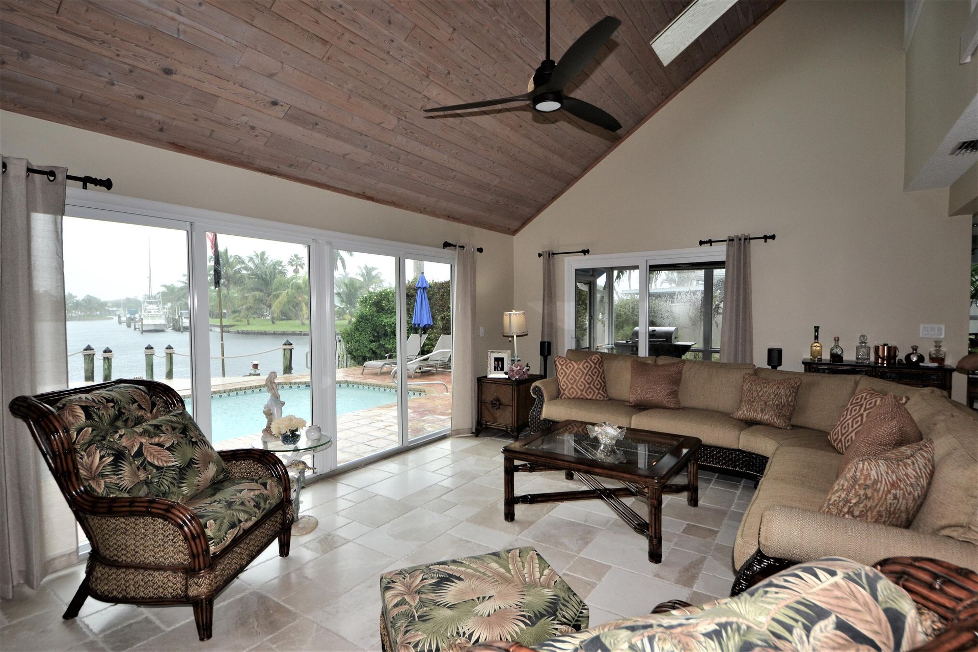 casa no North River Shores, Florida 11640004