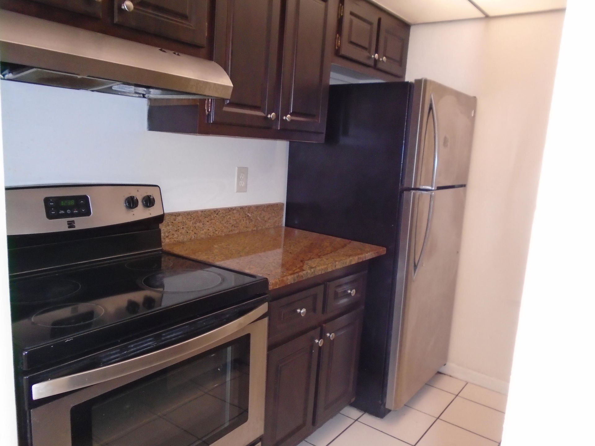 Condominium in Greenacres, Florida 11640009