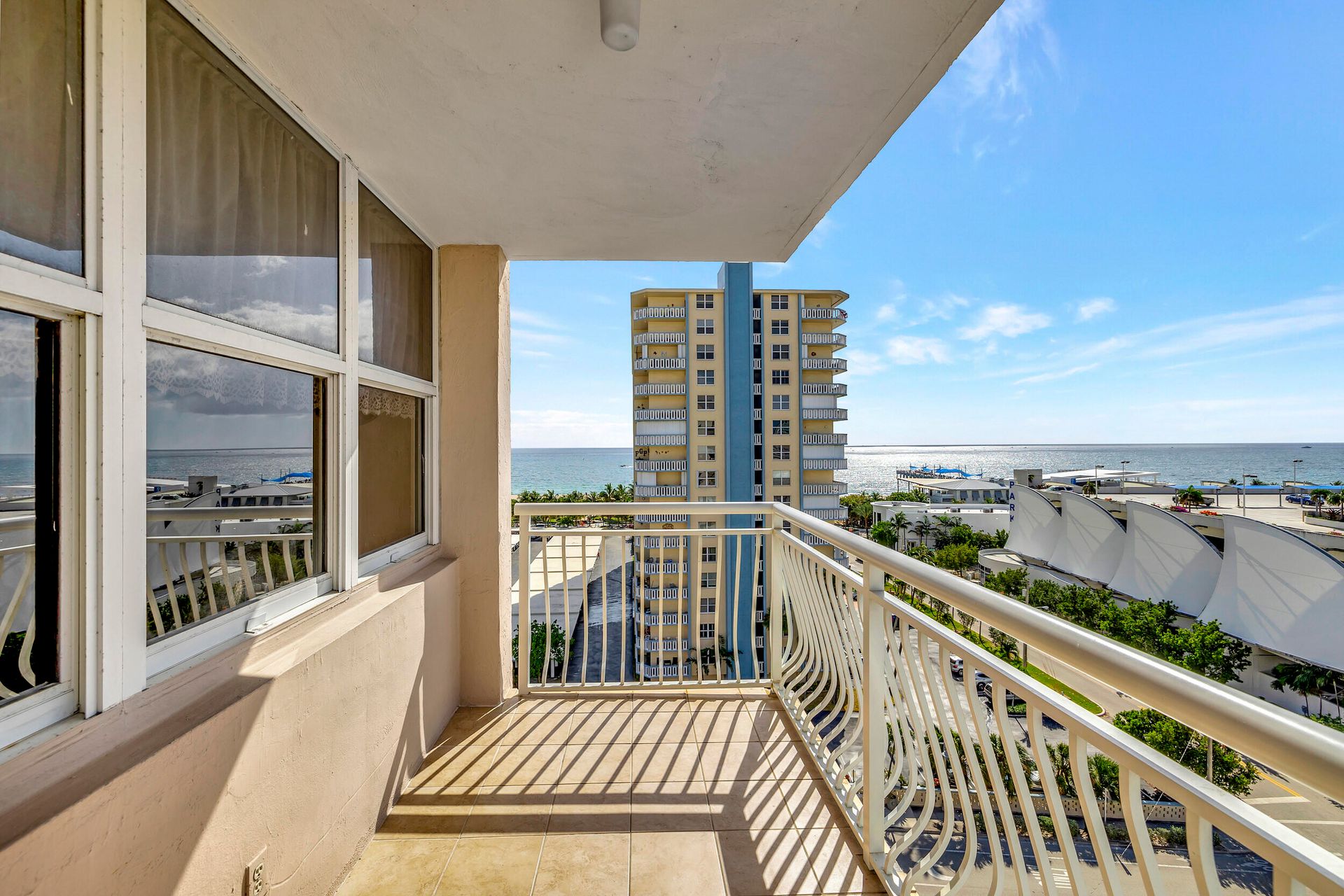 Συγκυριαρχία σε Pompano Beach, Florida 11640035