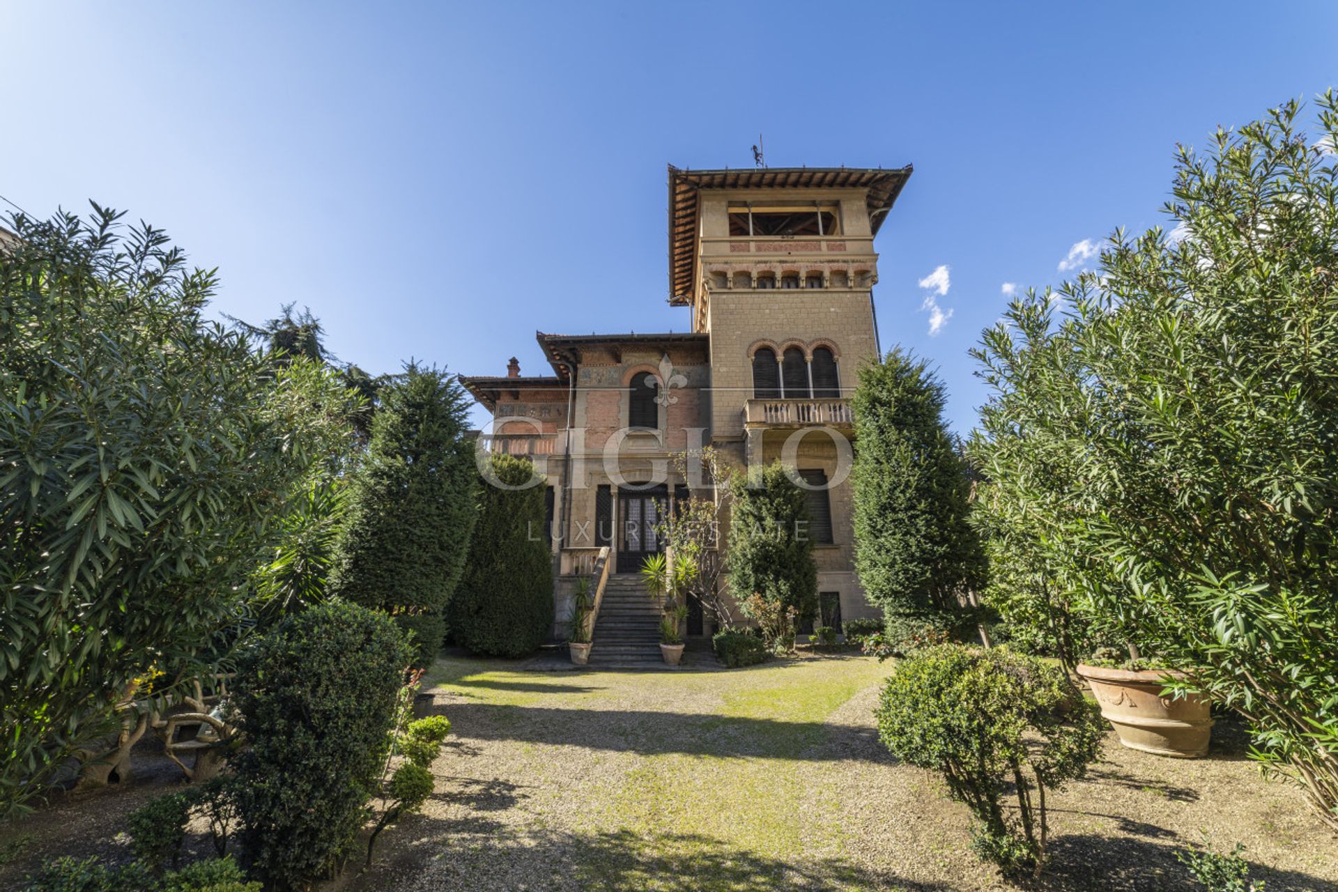 Immobilien im Florenz, Viale Belfiore 11640291