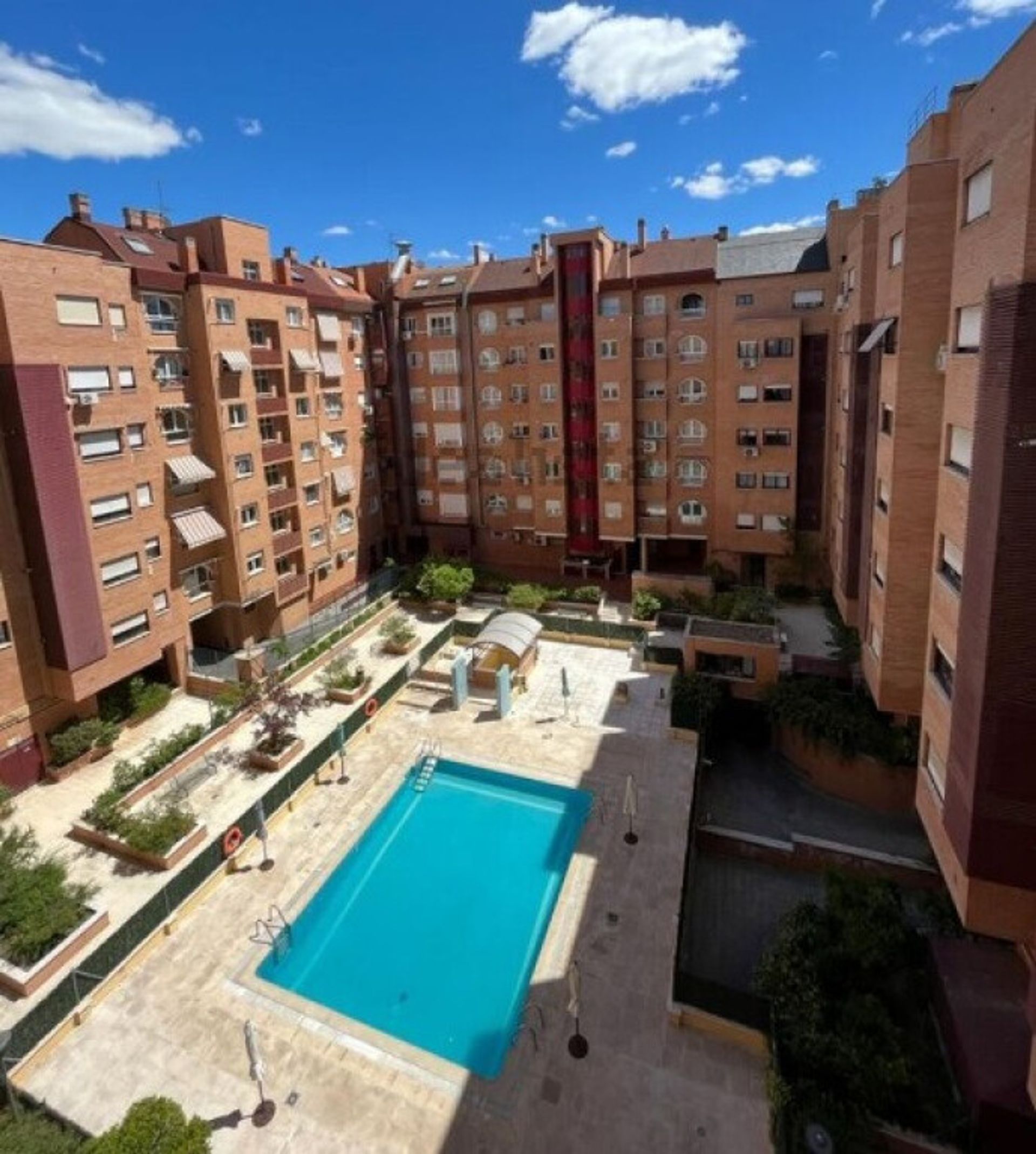 Condominio en Madrid, Comunidad de Madrid 11641337