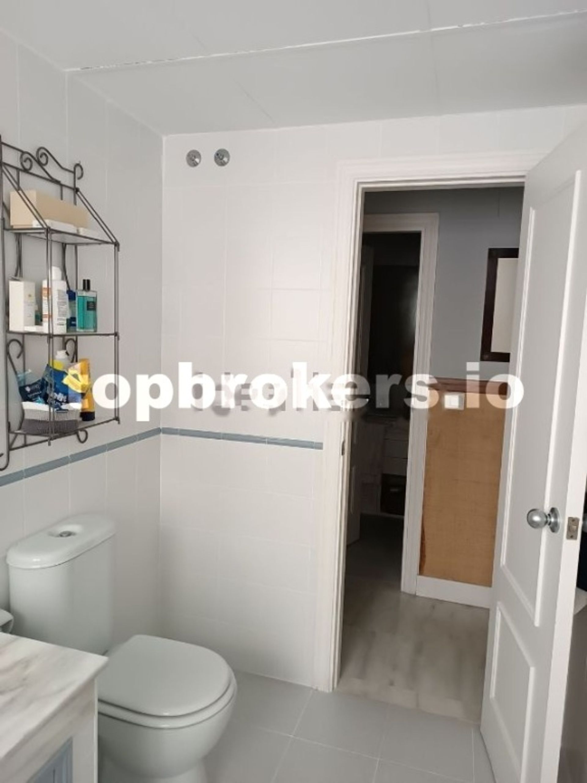 Condominium in Sevilla, Andalusia 11641354