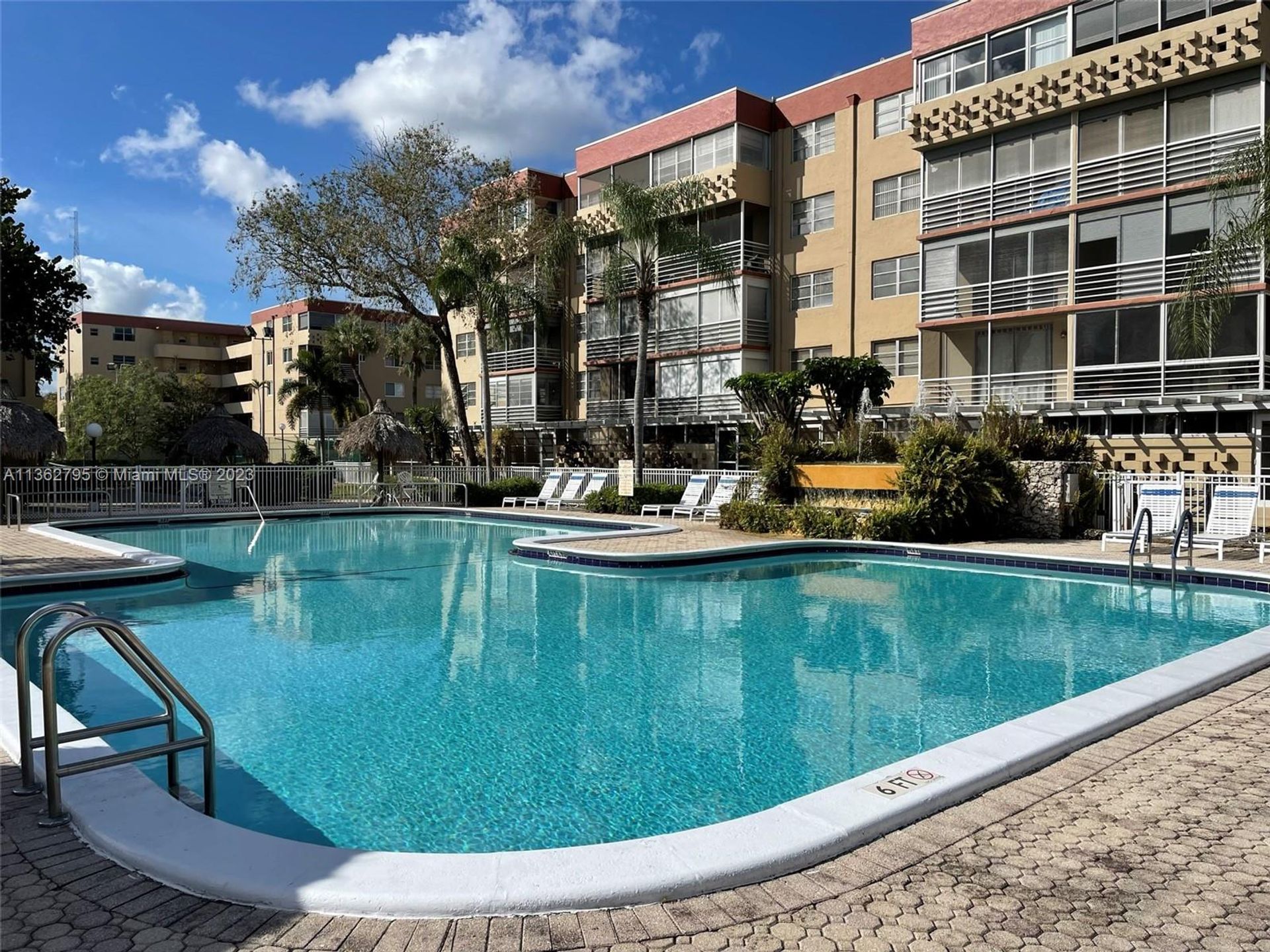 Condominium in Plantation, Florida 11641469