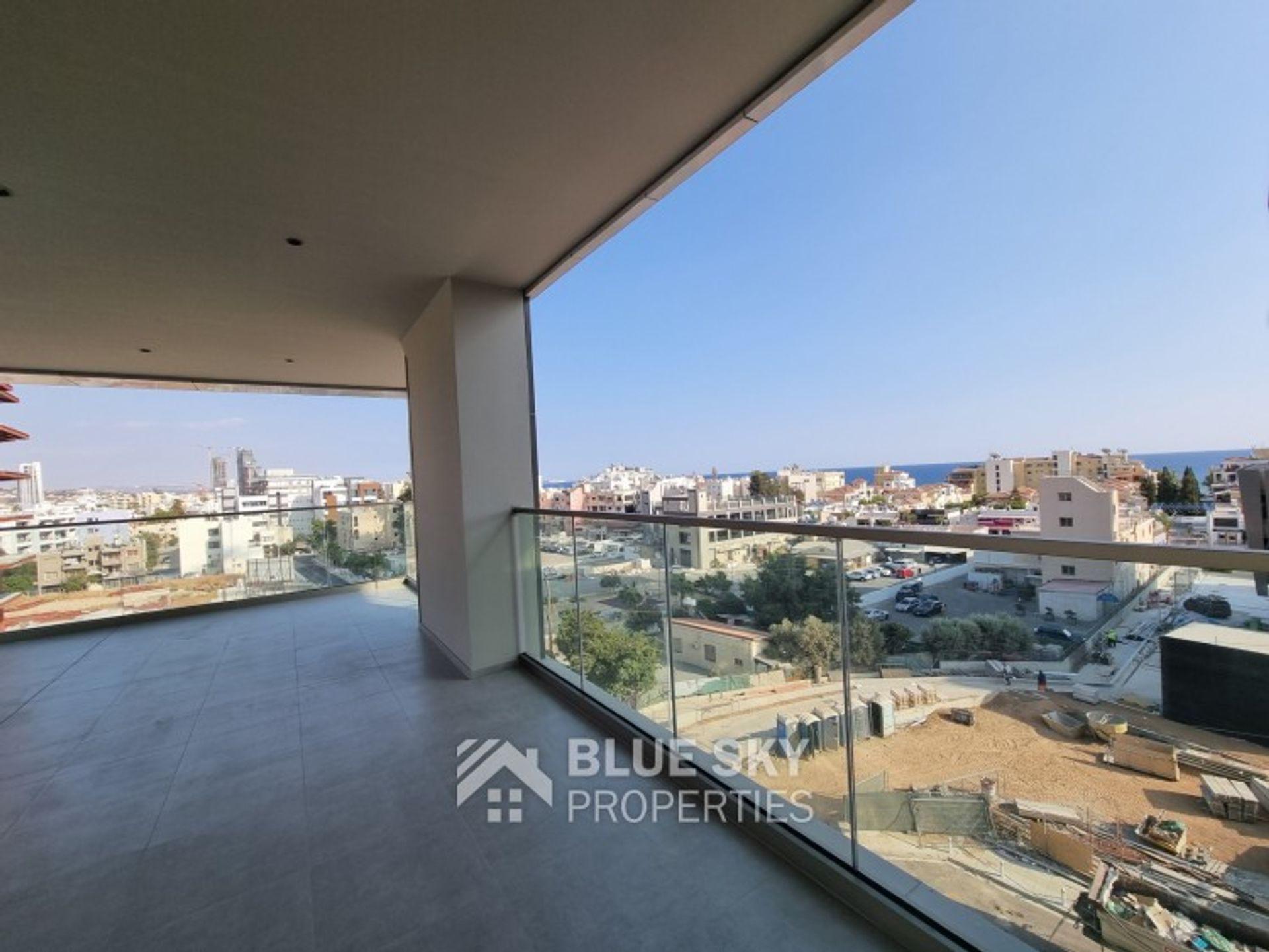 Condominium in Germasogeia, Limassol 11641956