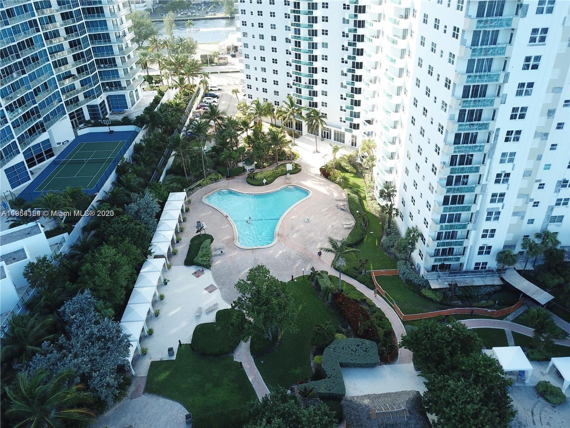 Dom w Hollywood, Florida 11642977