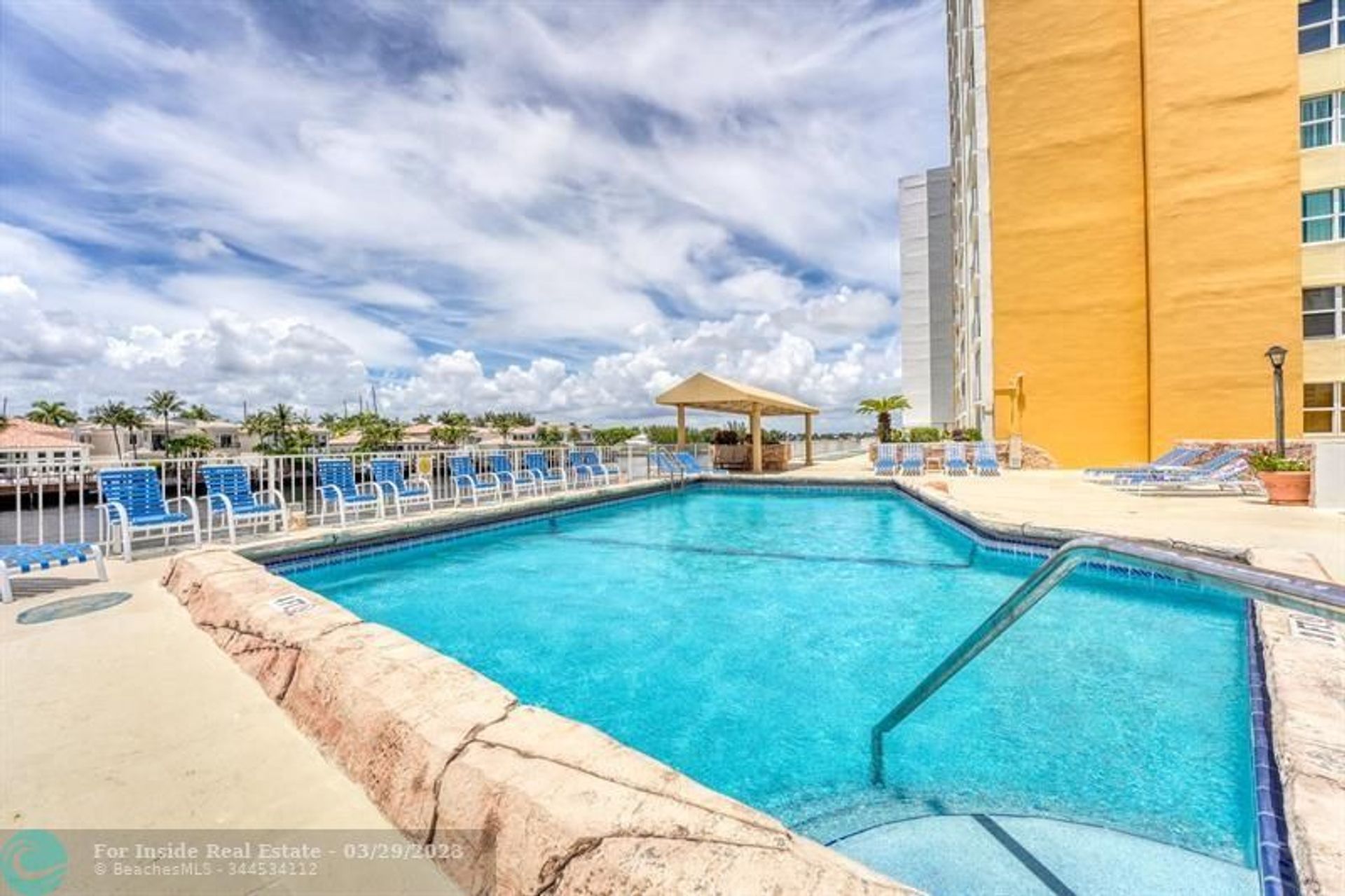 Condominio nel Hollywood, Florida 11642993