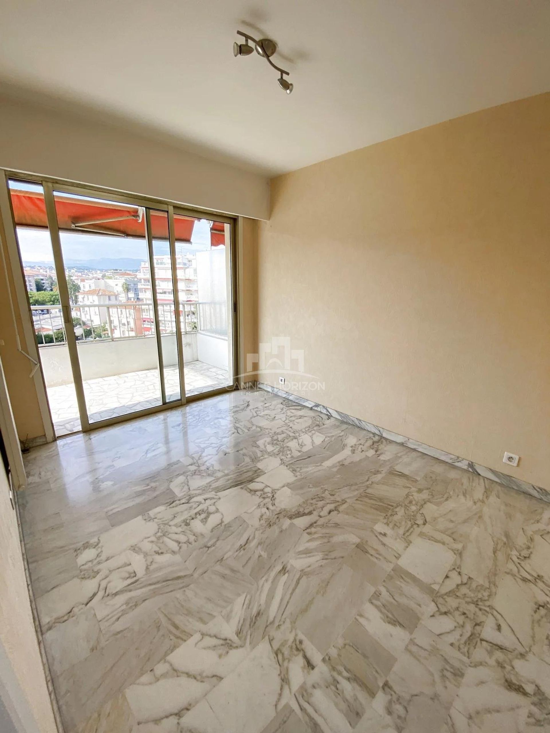 Residenziale nel Cannes, Alpes-Maritimes 11643114