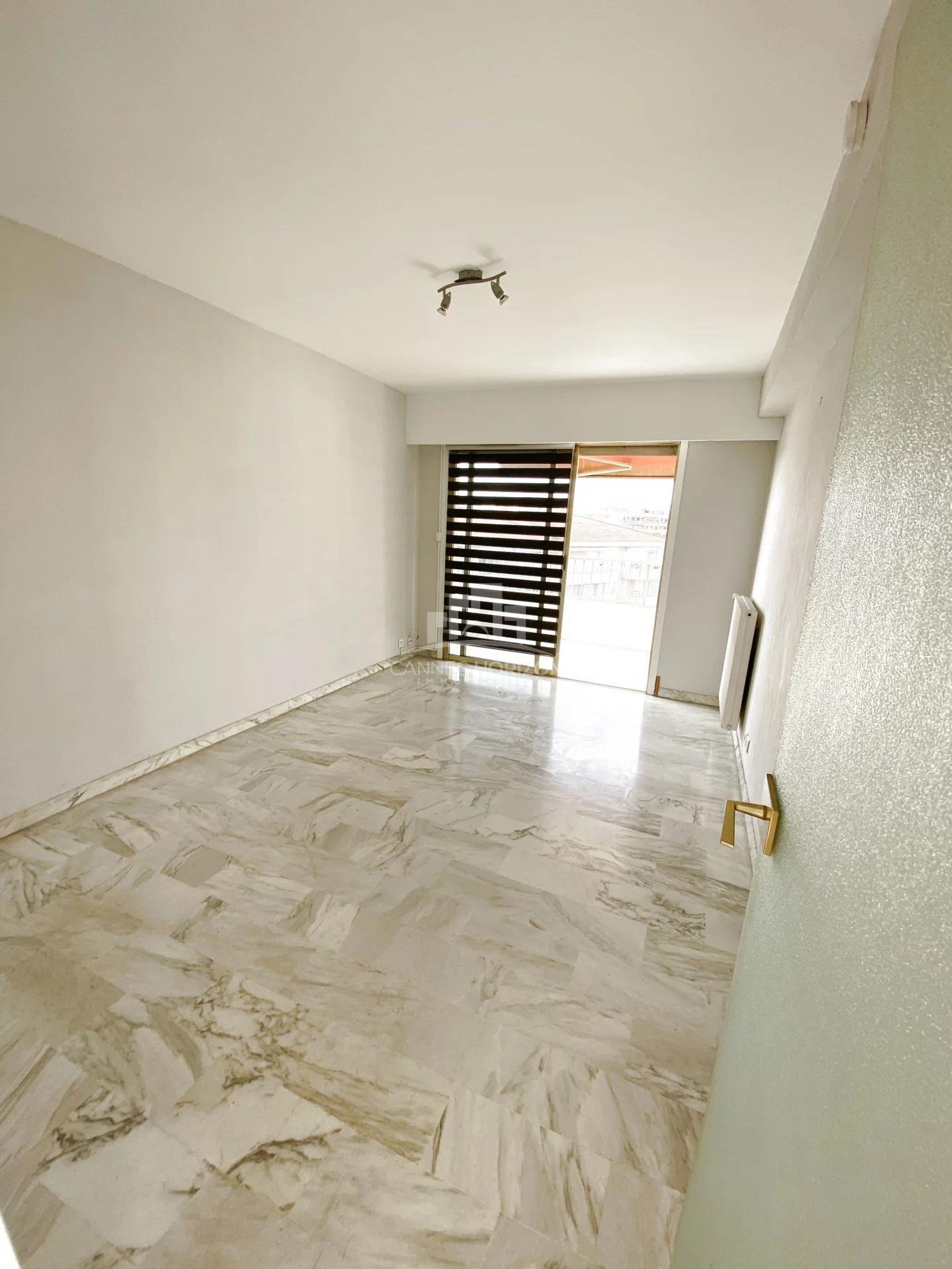 Residenziale nel Cannes, Alpes-Maritimes 11643114