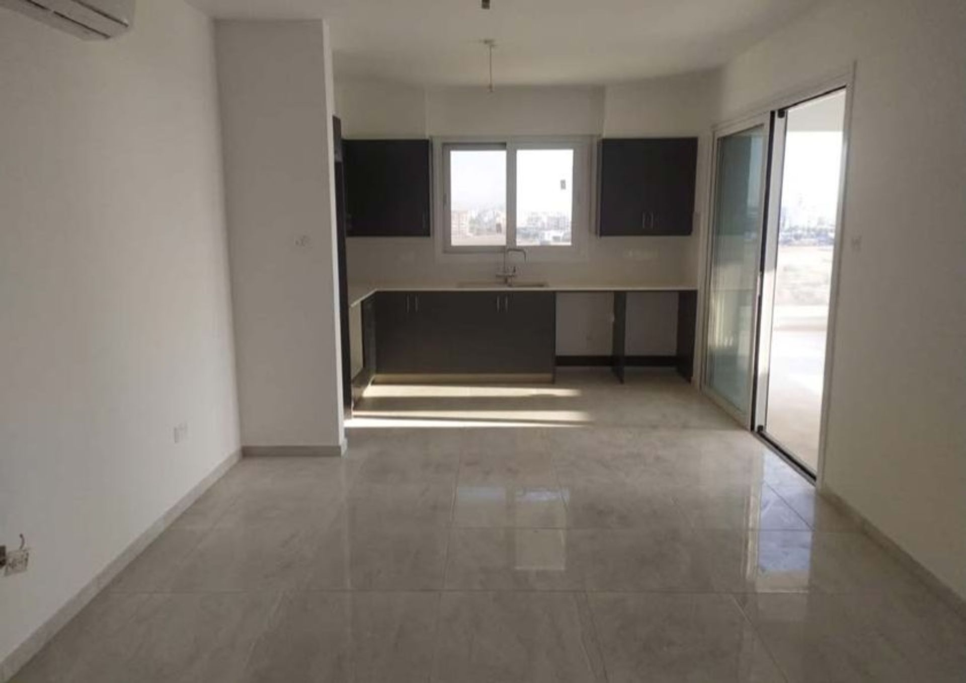 Condominium in Larnaca, Larnaka 11644041