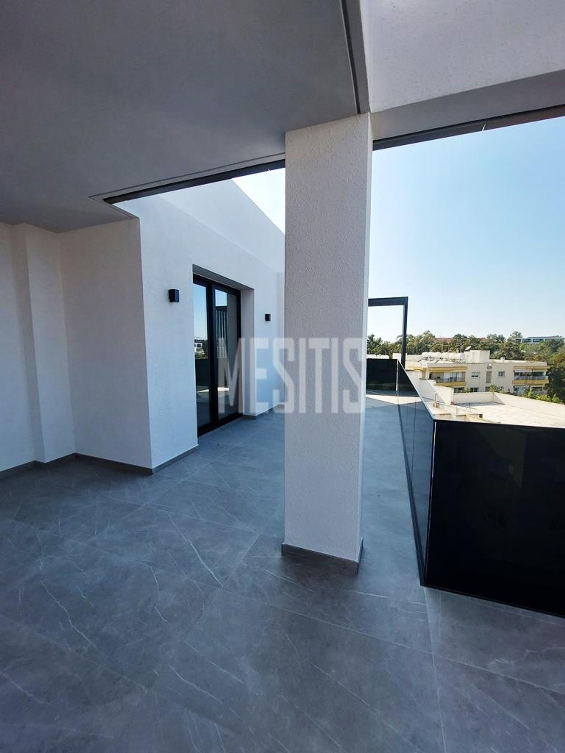 Condominium in Strovolos, Nicosia 11644664