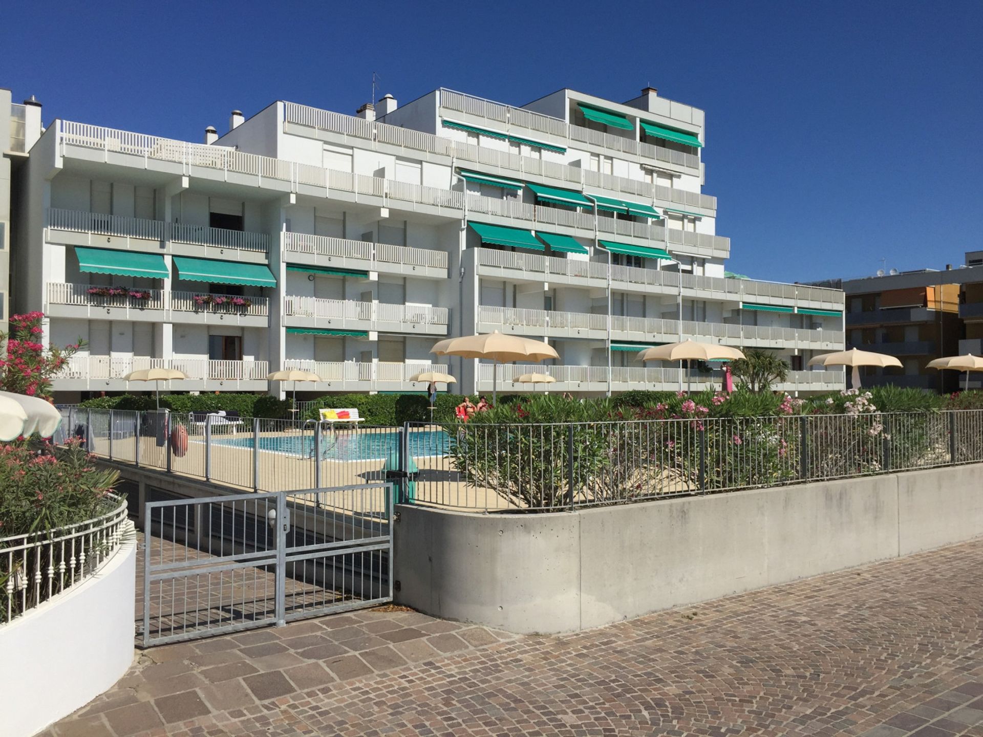 Condominium dans Lignano Sabbiadoro, Friuli-Venezia Giulia 11645879