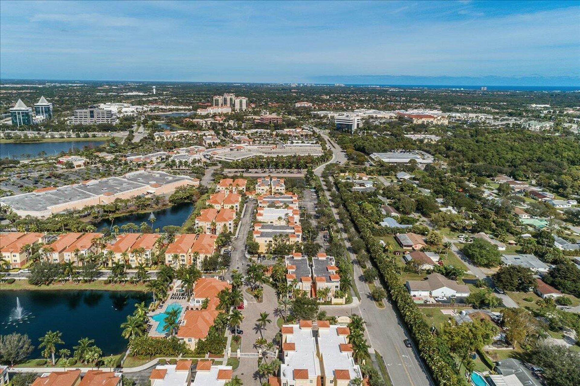 بيت في Palm Beach Gardens, Florida 11646321