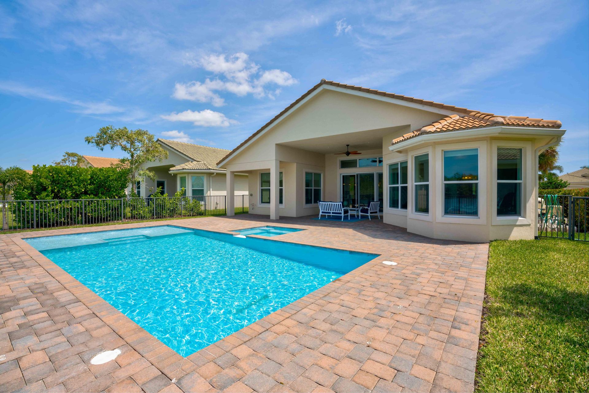 rumah dalam Jupiter, Florida 11646353