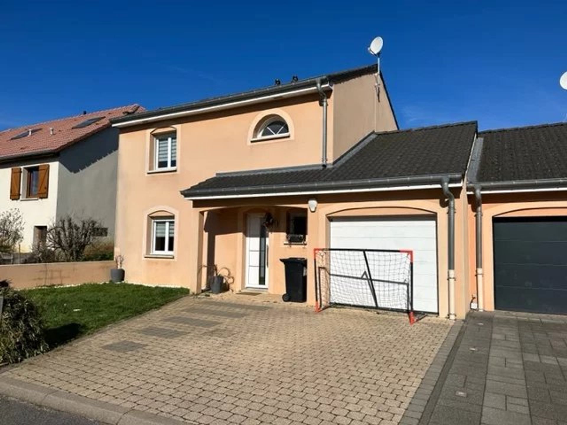 Residenziale nel Russange, Moselle 11646423