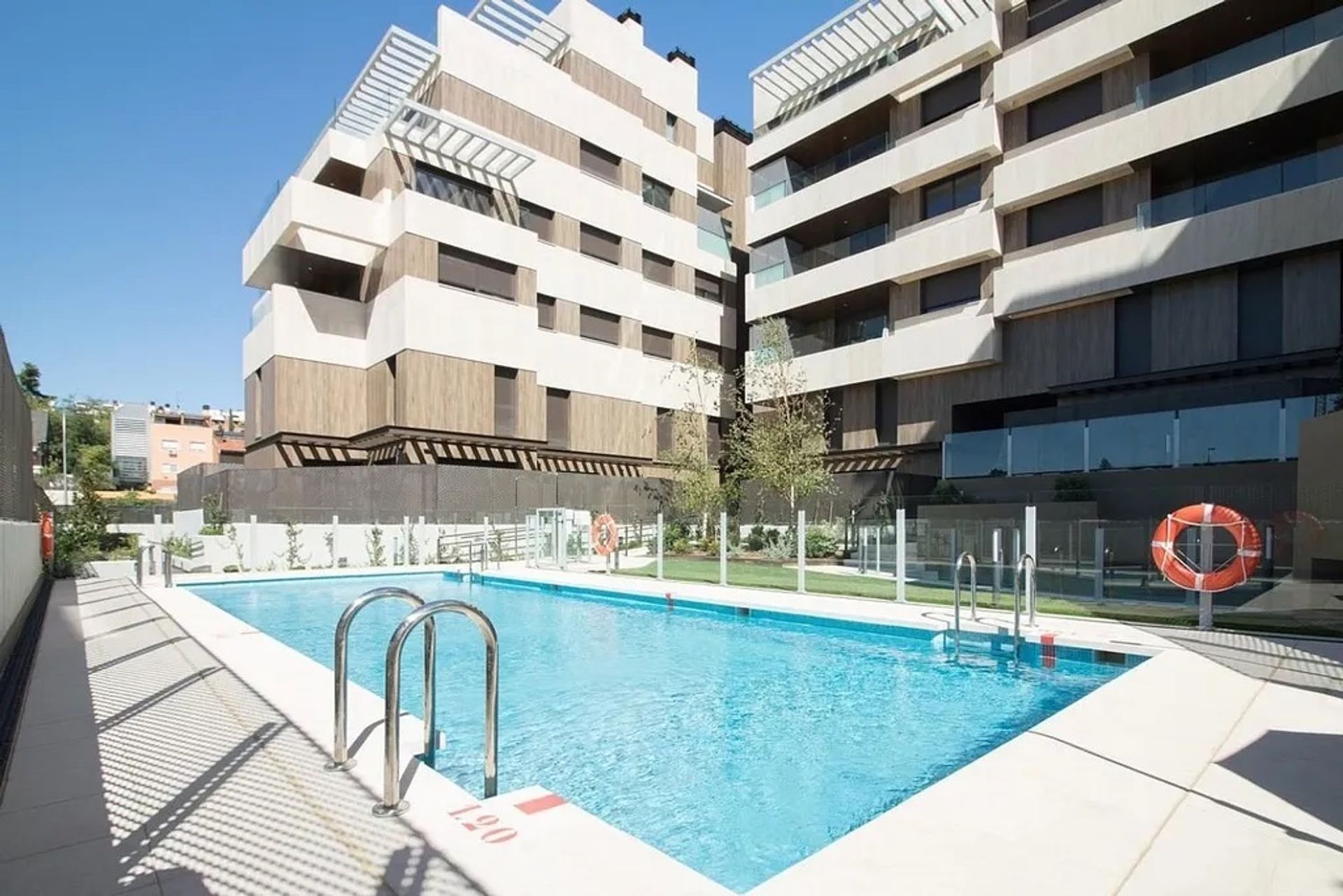 Condominium dans Moncloa, Madrid 11648020