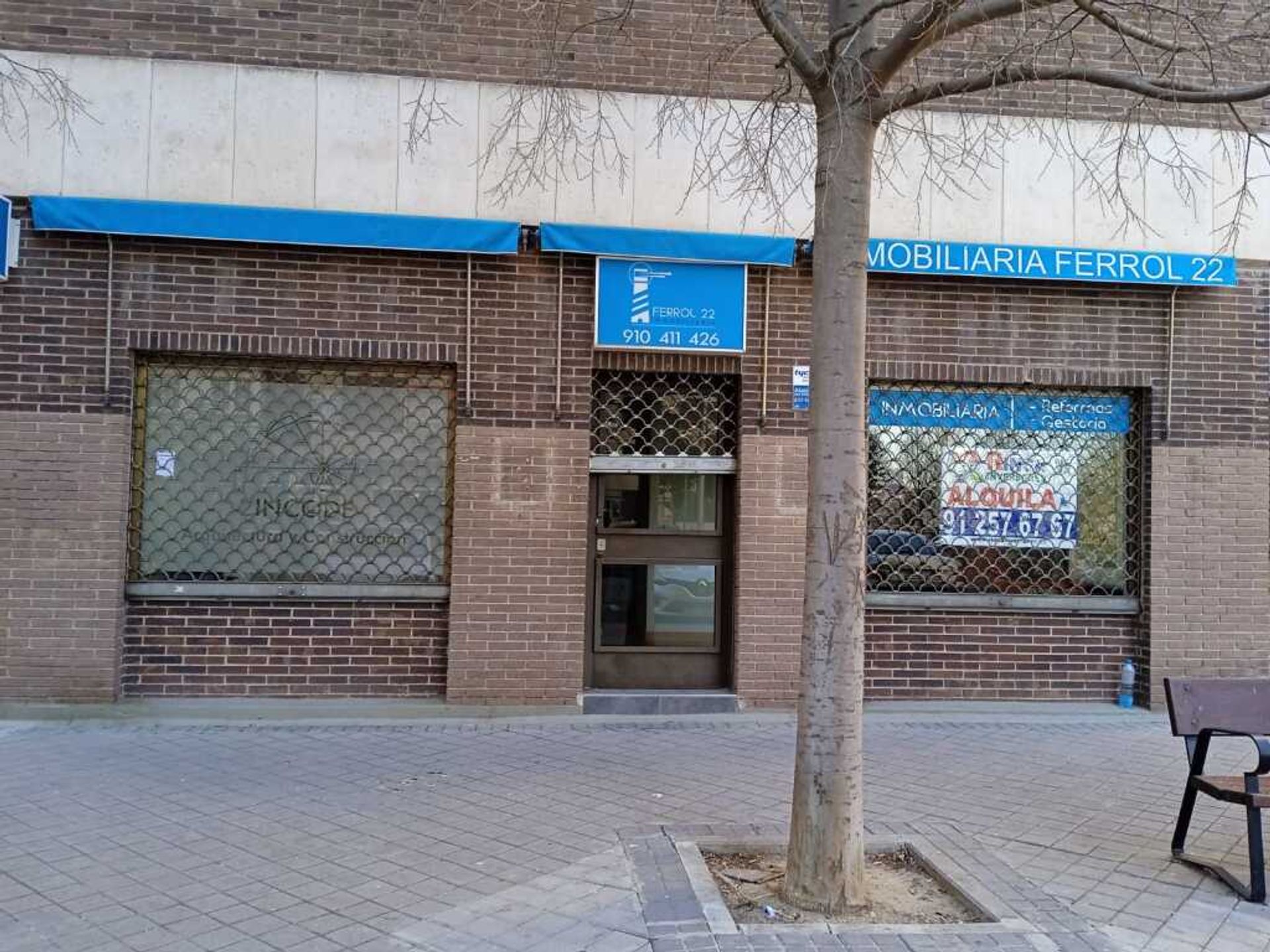 Industri di Villaverde, Madrid 11648022