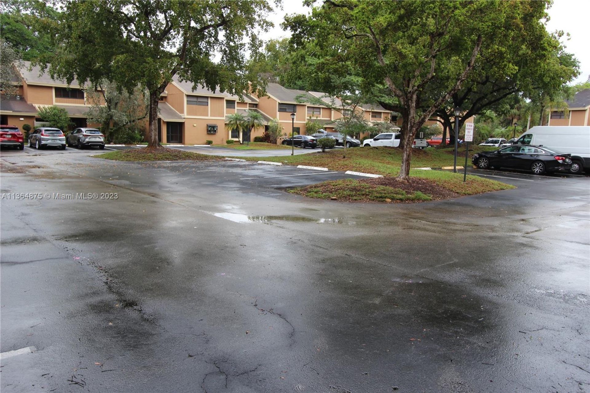 σπίτι σε Coconut Creek, Florida 11648105