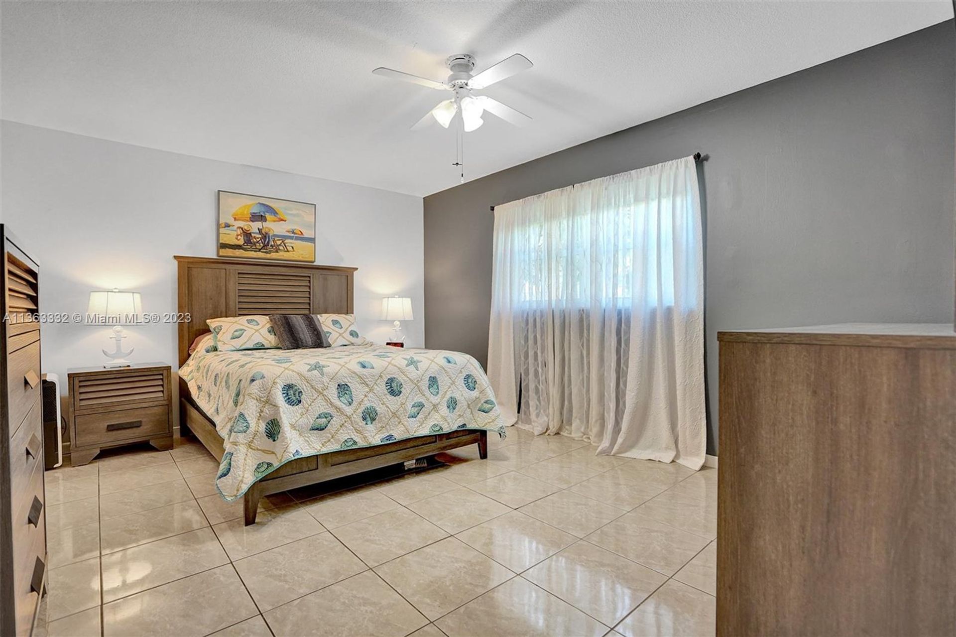 Συγκυριαρχία σε Hallandale Beach, Florida 11648110