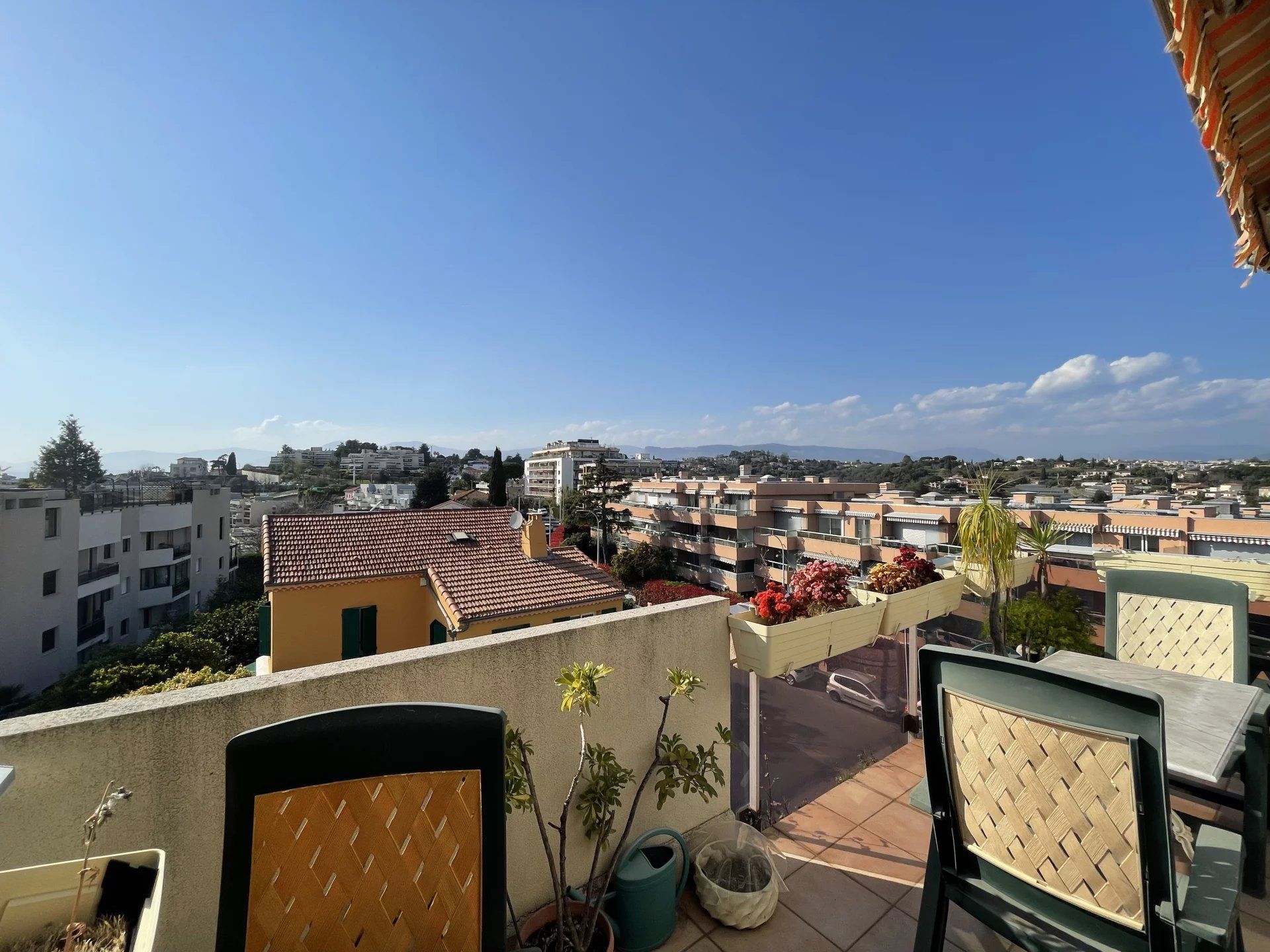 Condominium in Nice, Alpes-Maritimes 11648144