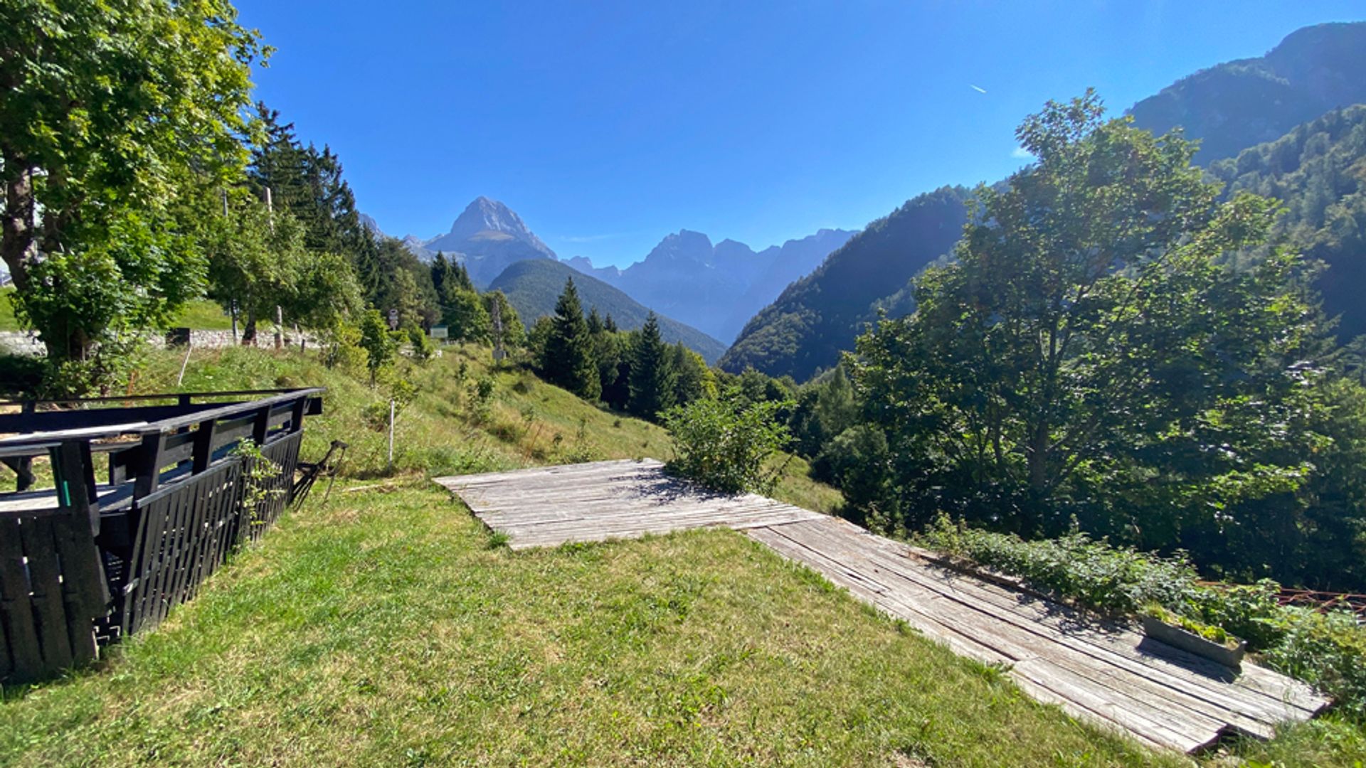 آخر في Strmec na Predelu, Tolmin 11648200