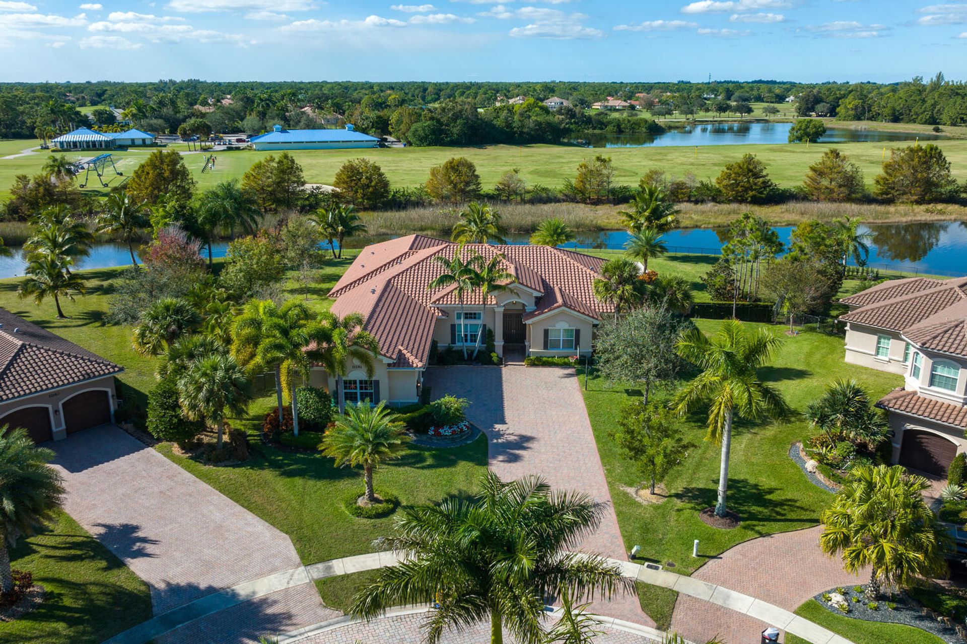 rumah dalam Keluasan, Florida 11649035