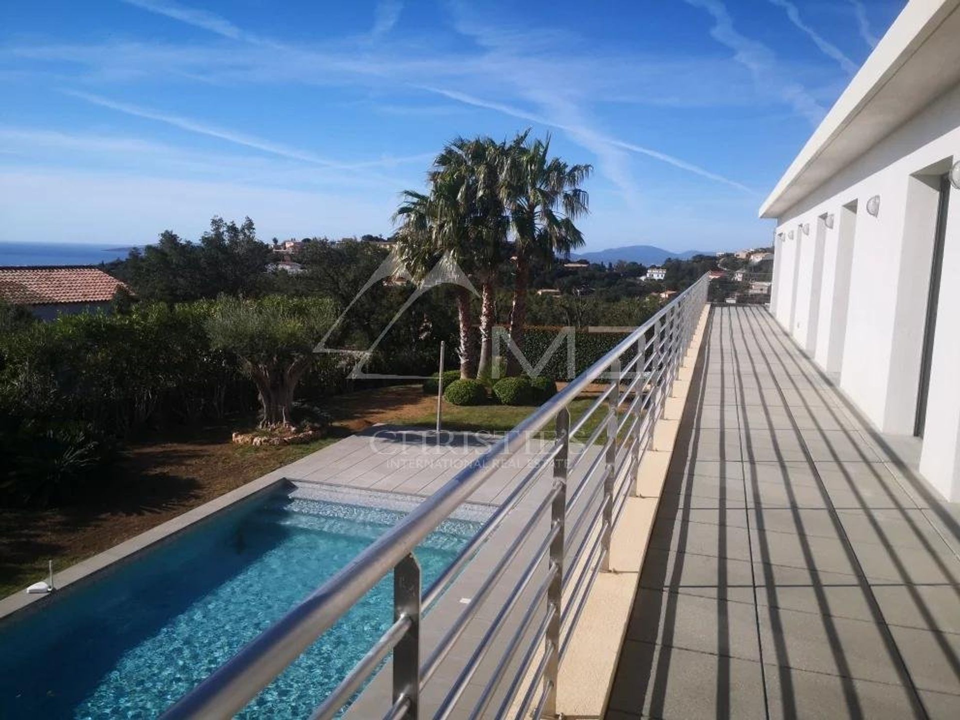 Dom w Roquebrune-sur-Argens, Provence-Alpes-Cote d'Azur 11649730