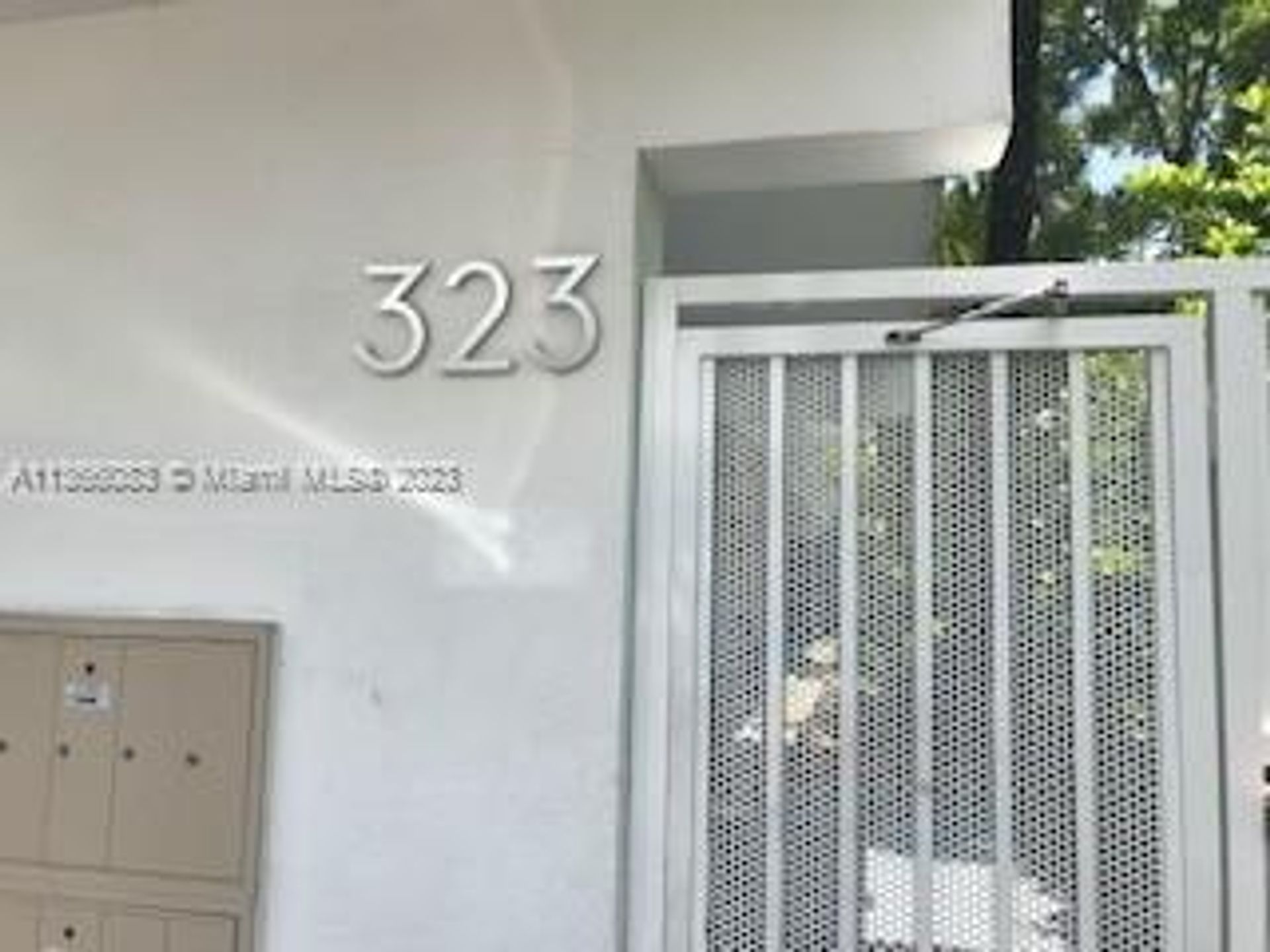 rumah dalam Miami Beach, Florida 11654071