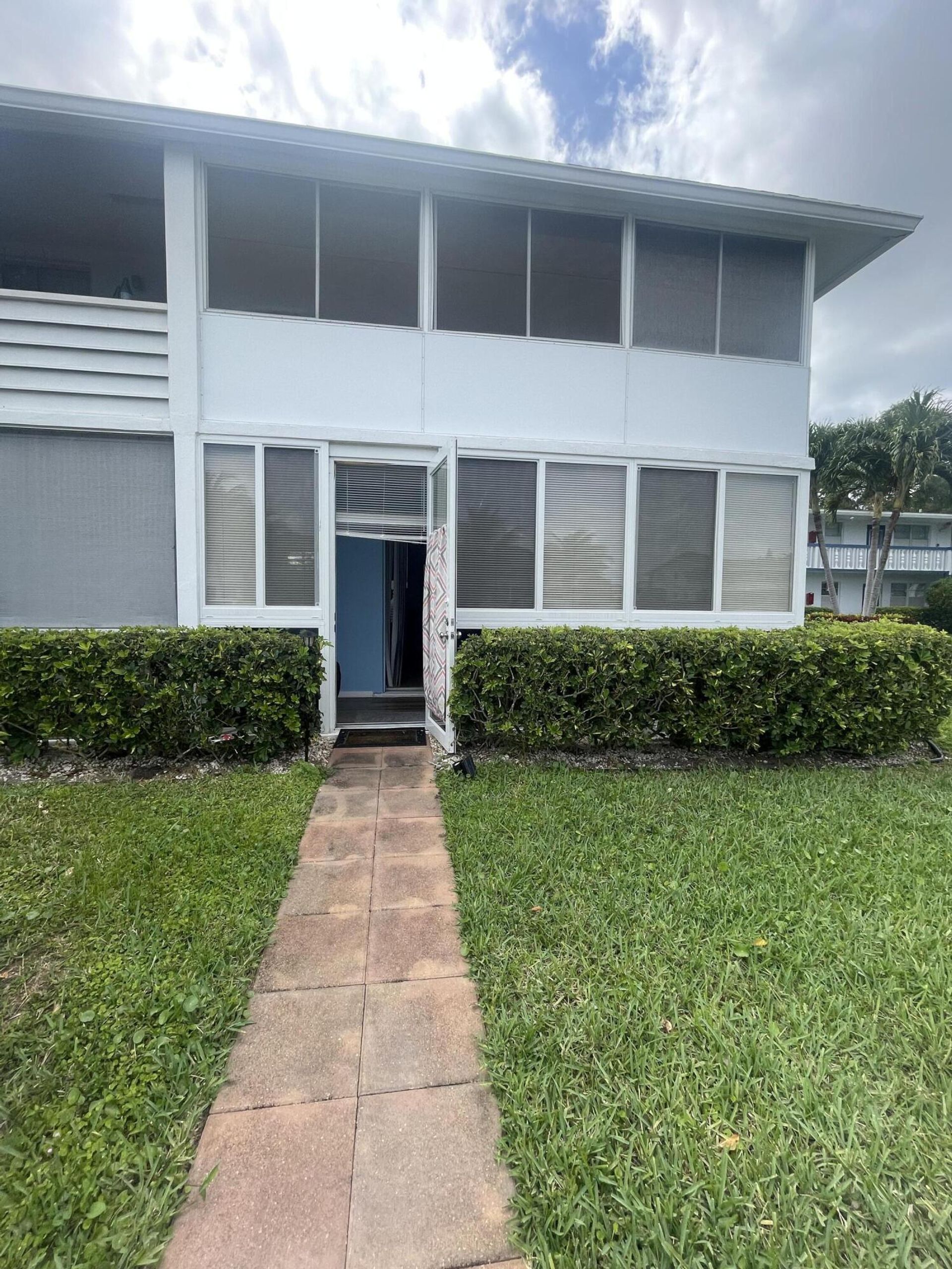 Huis in Deerfield Beach, Florida 11654080