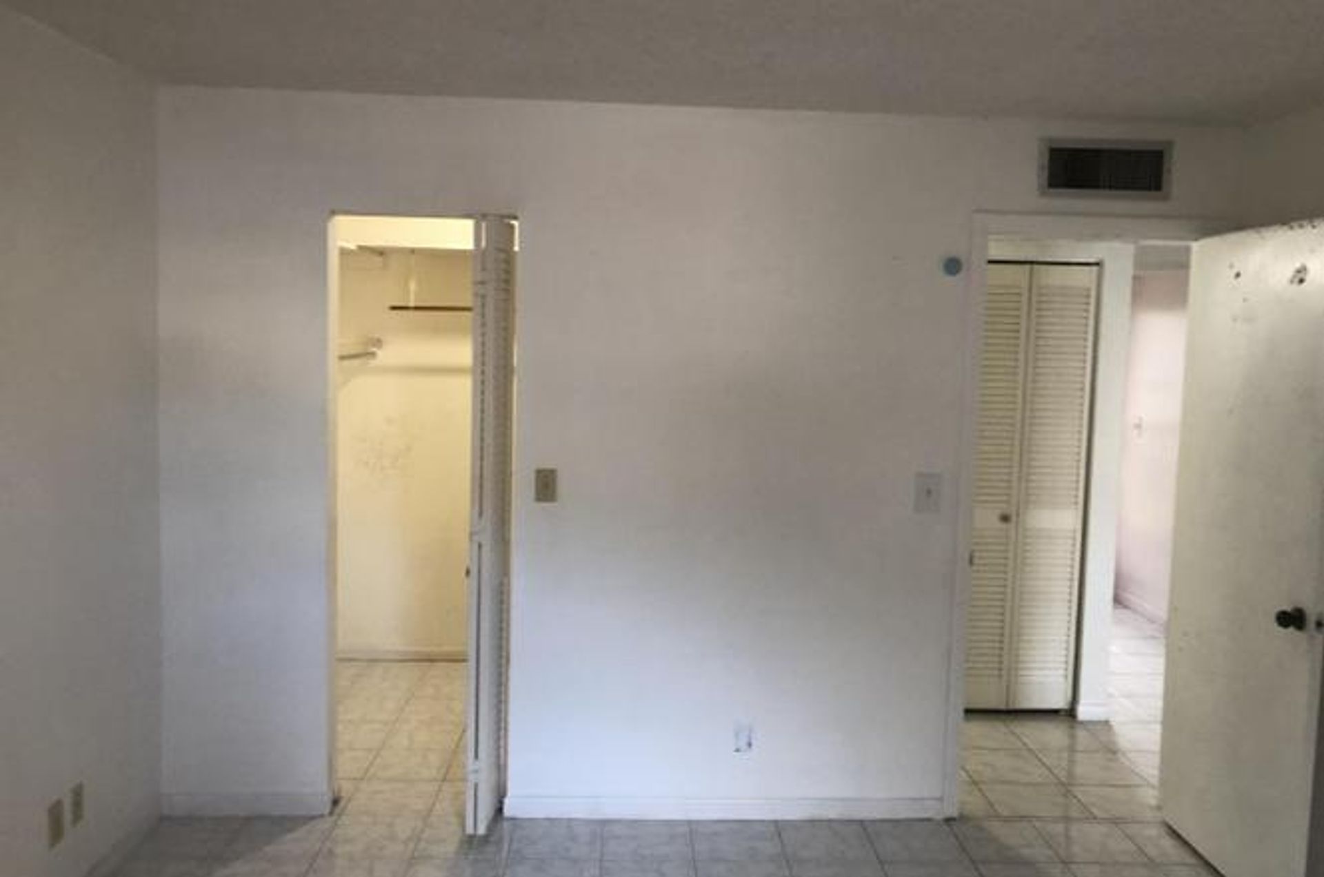 Condominium in Palm Springs, Florida 11654088