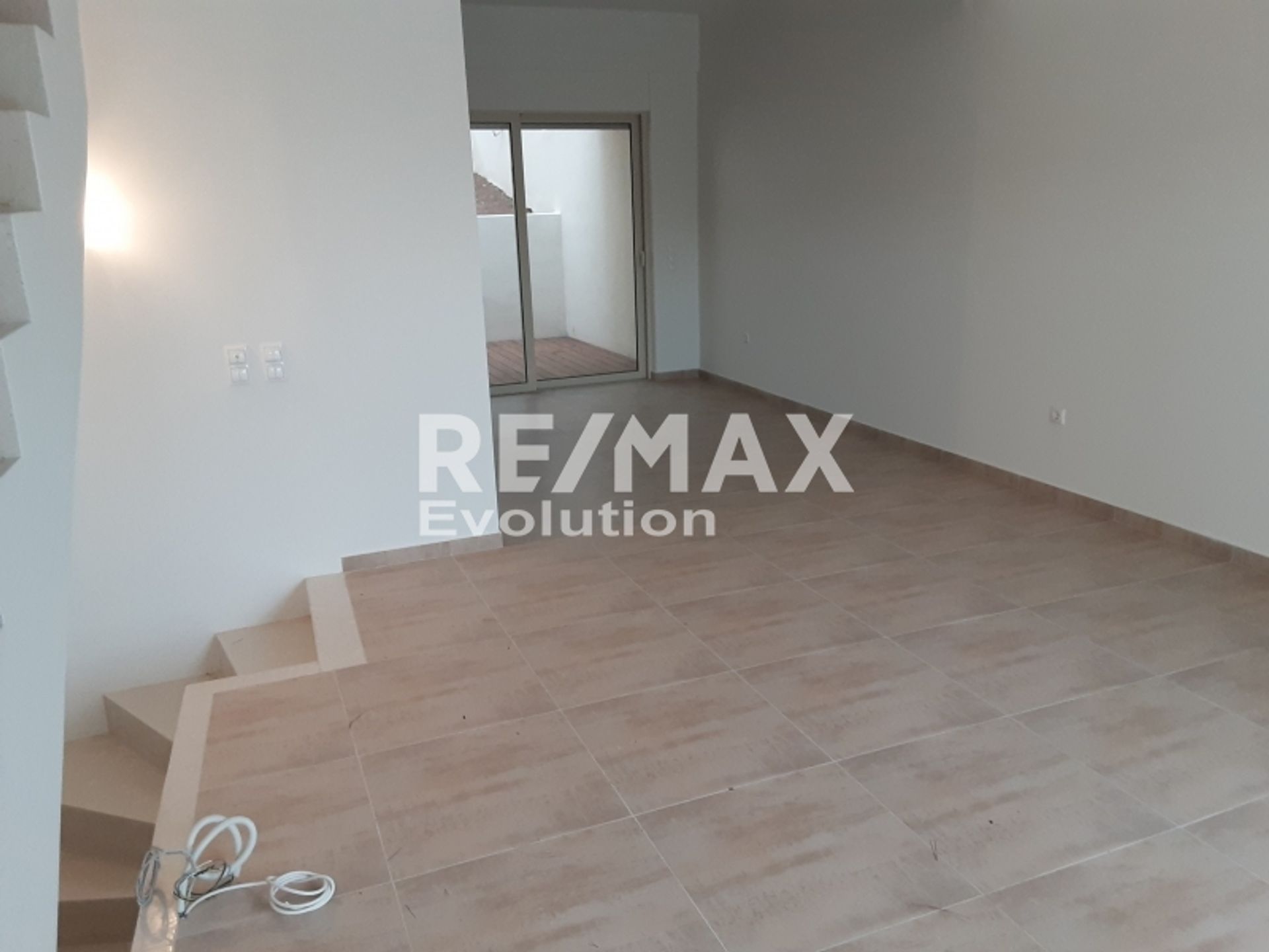 Condominio en Mavro Lithari, Attiki 11654322