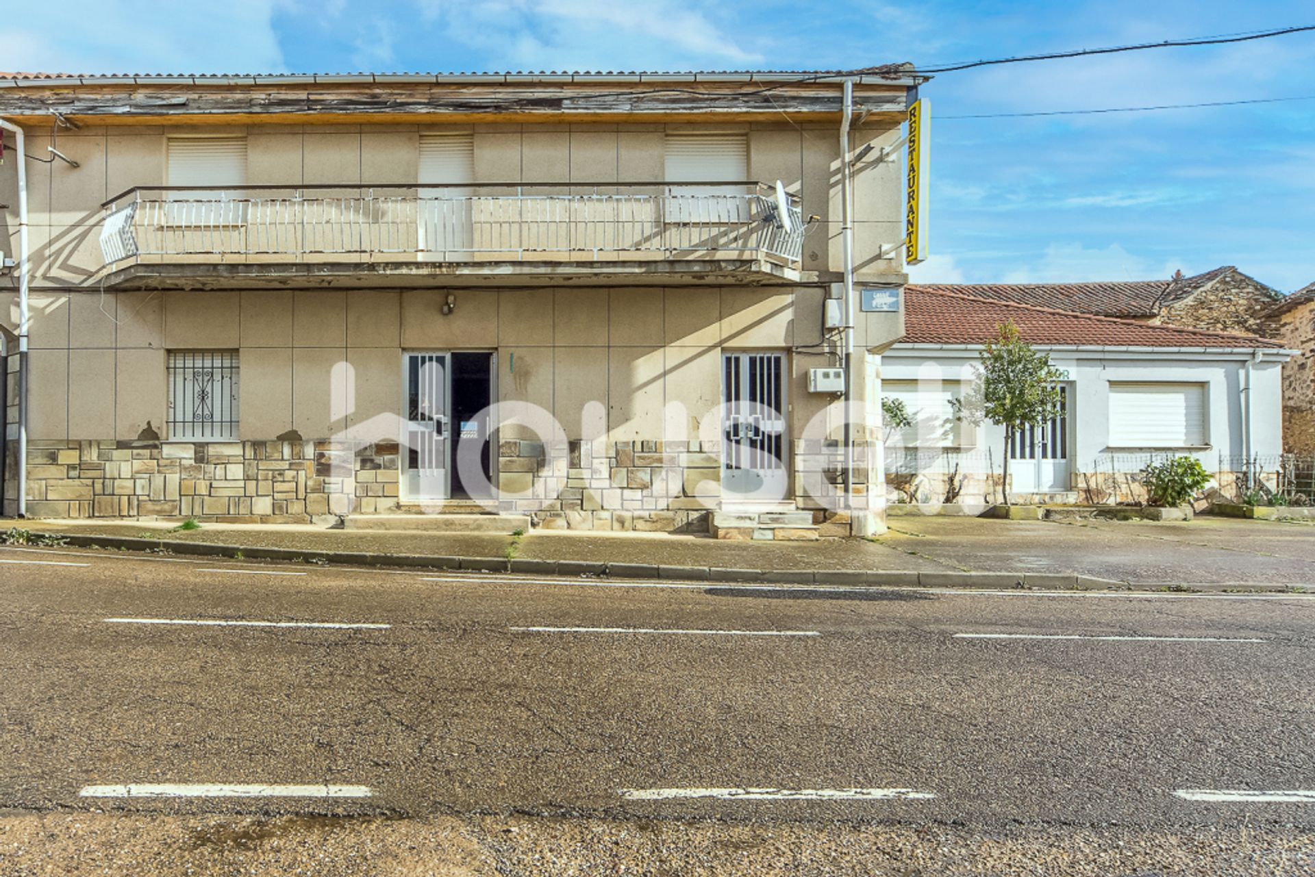 House in Luyego de Somoza, Castilla y León 11655608