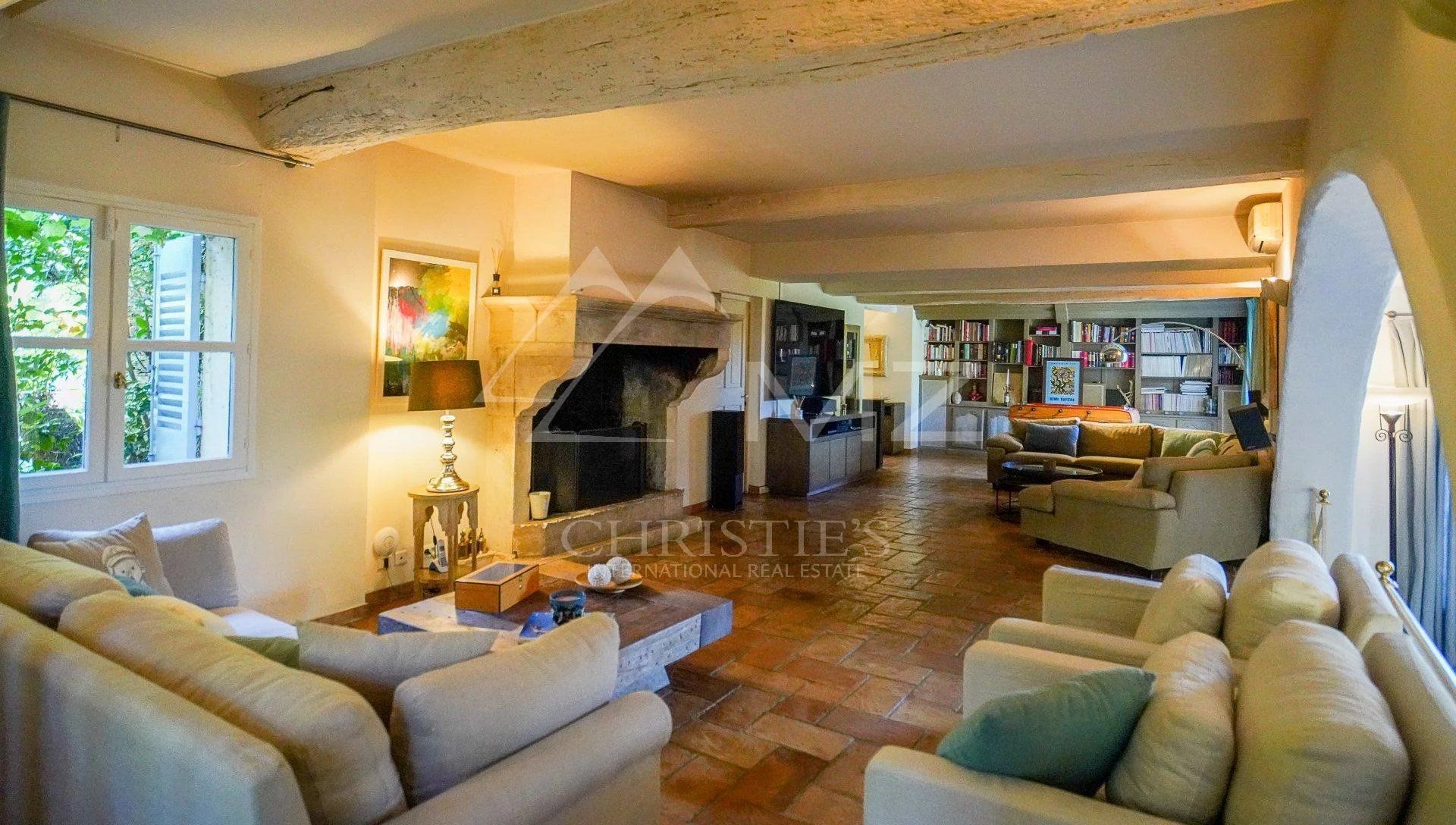 Rumah di Gassin, Provence-Alpes-Cote d'Azur 11655648