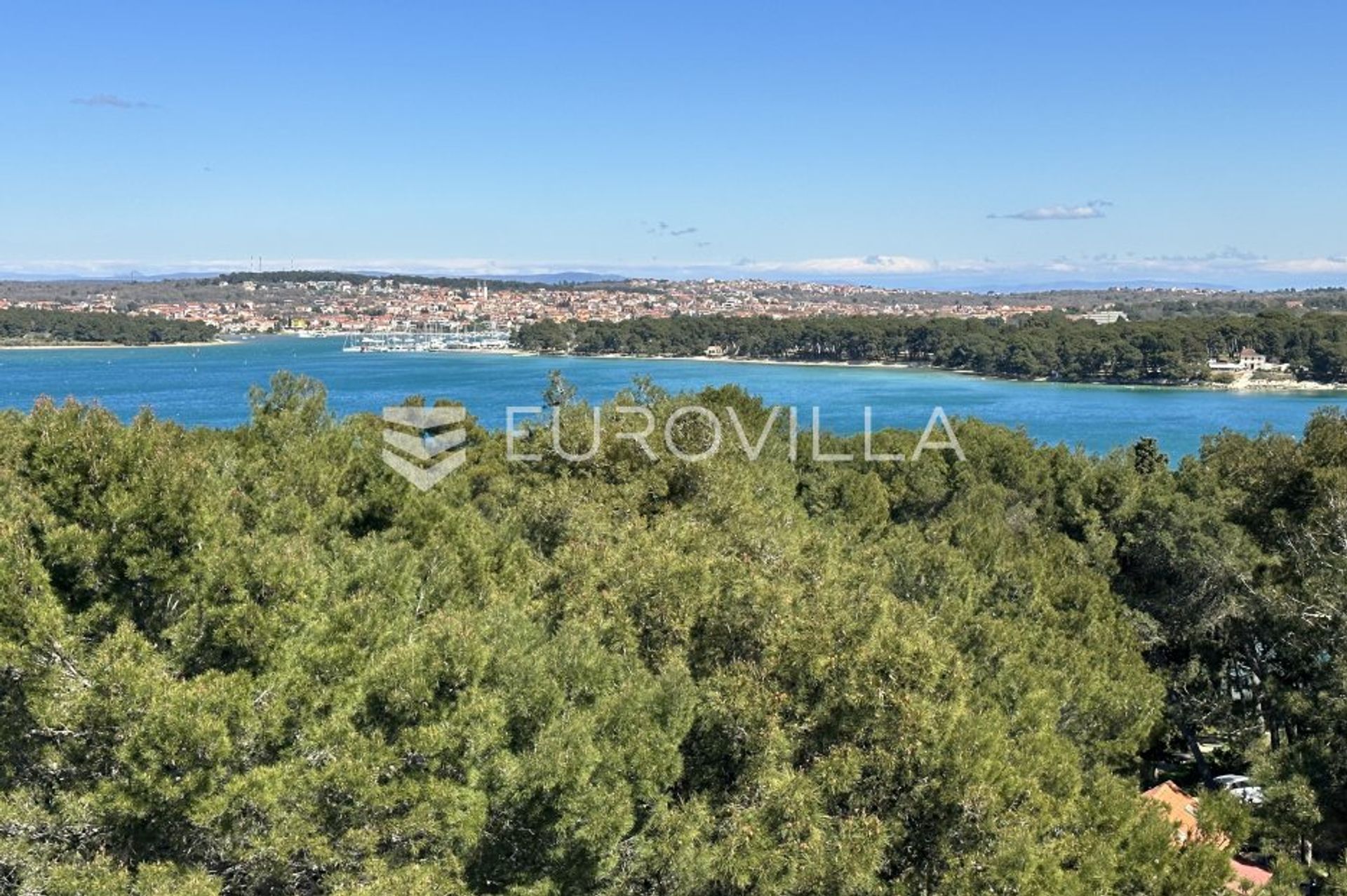 Condominium dans Premantura, Istarska Zupanija 11656090