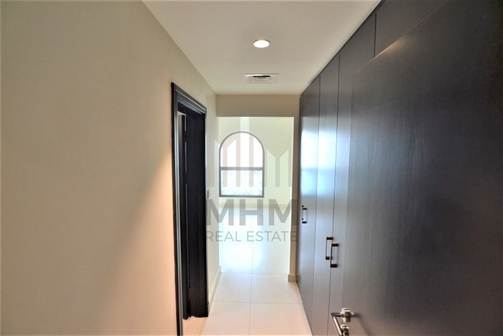 Condominium in دبي, دبي 11656366