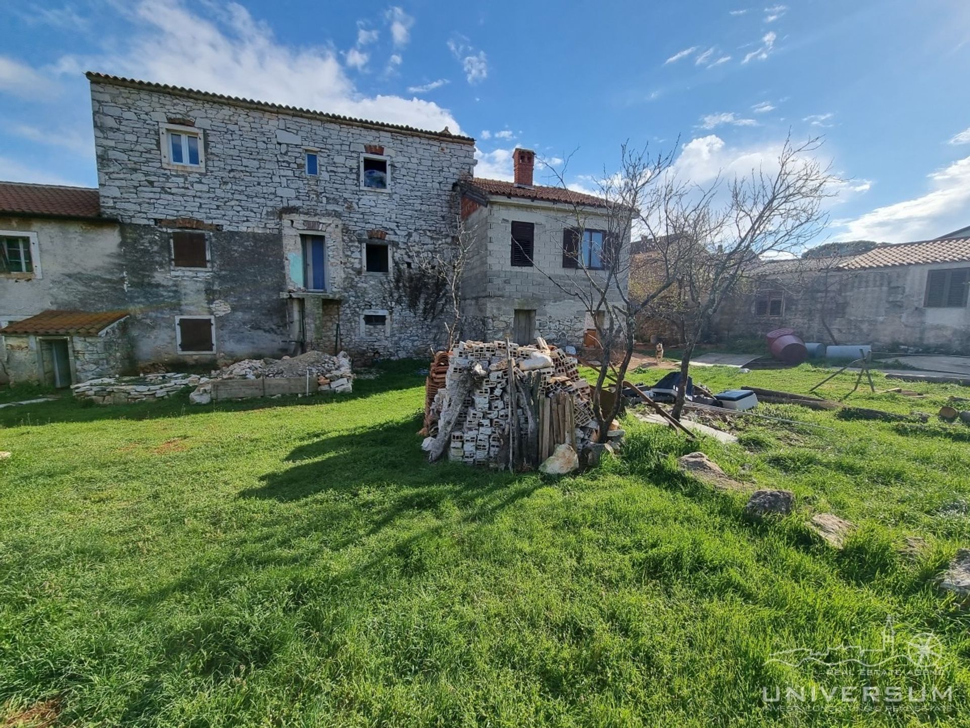 Hus i Brtonigla, Istria County 11656386