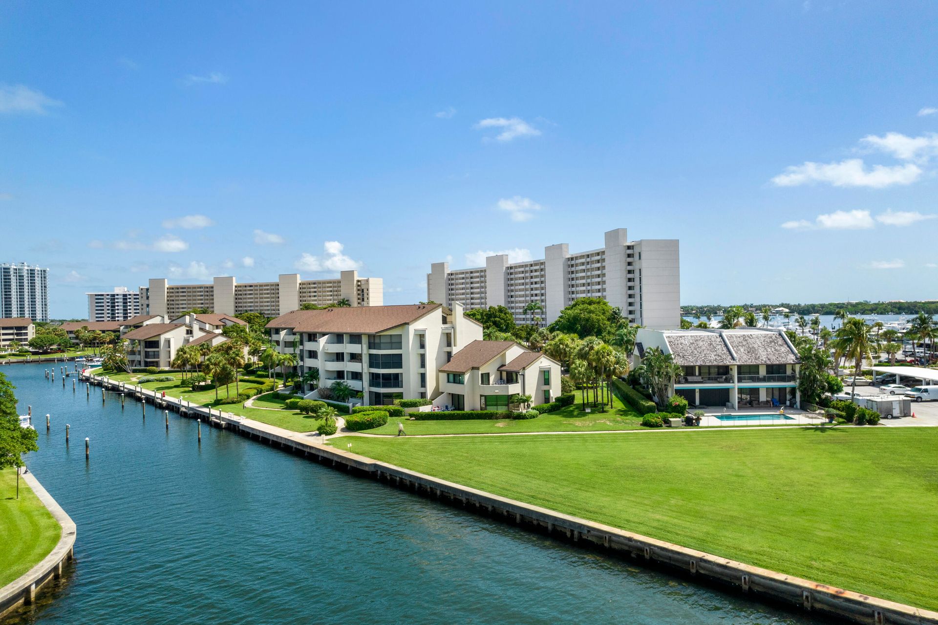 Condominium in North Palm Beach, Florida 11656737