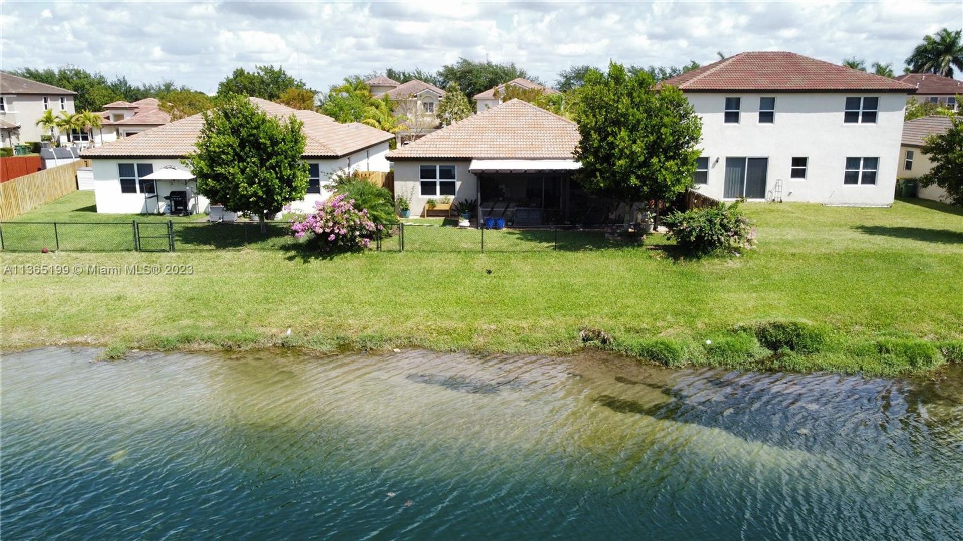 жилой дом в Homestead, Florida 11656786