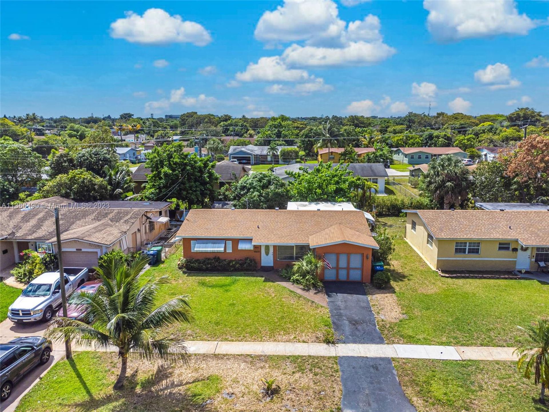 rumah dalam Lauderhill, Florida 11656792