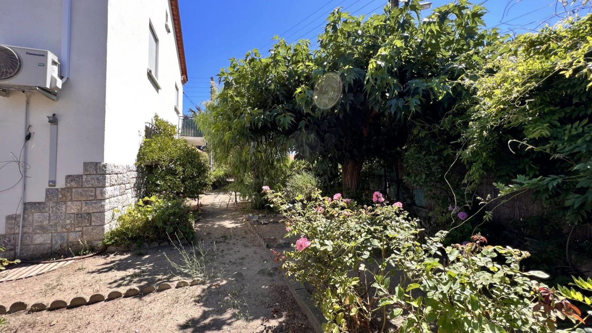 Rumah di Le Boulou, Pyrénées-Orientales 11656811