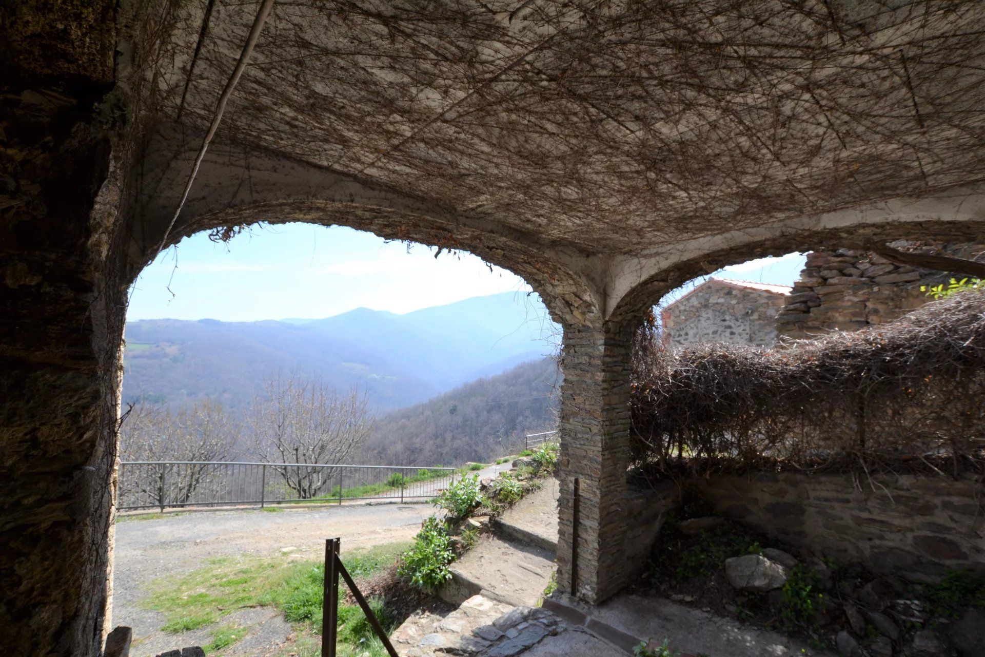 Dom w La Bastide, Pyrénées-Orientales 11657679