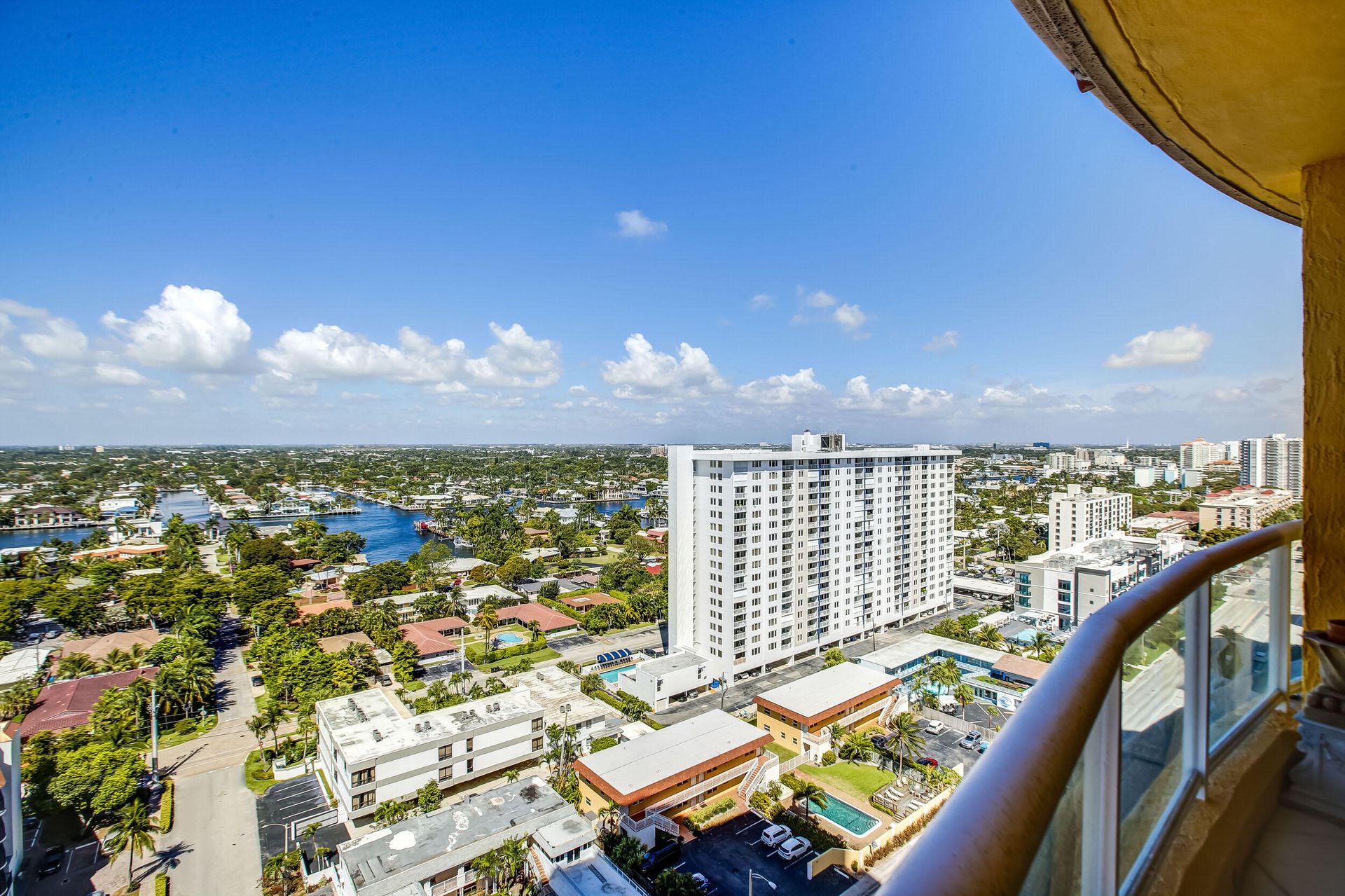 Condominium in Fort Lauderdale, Florida 11657724