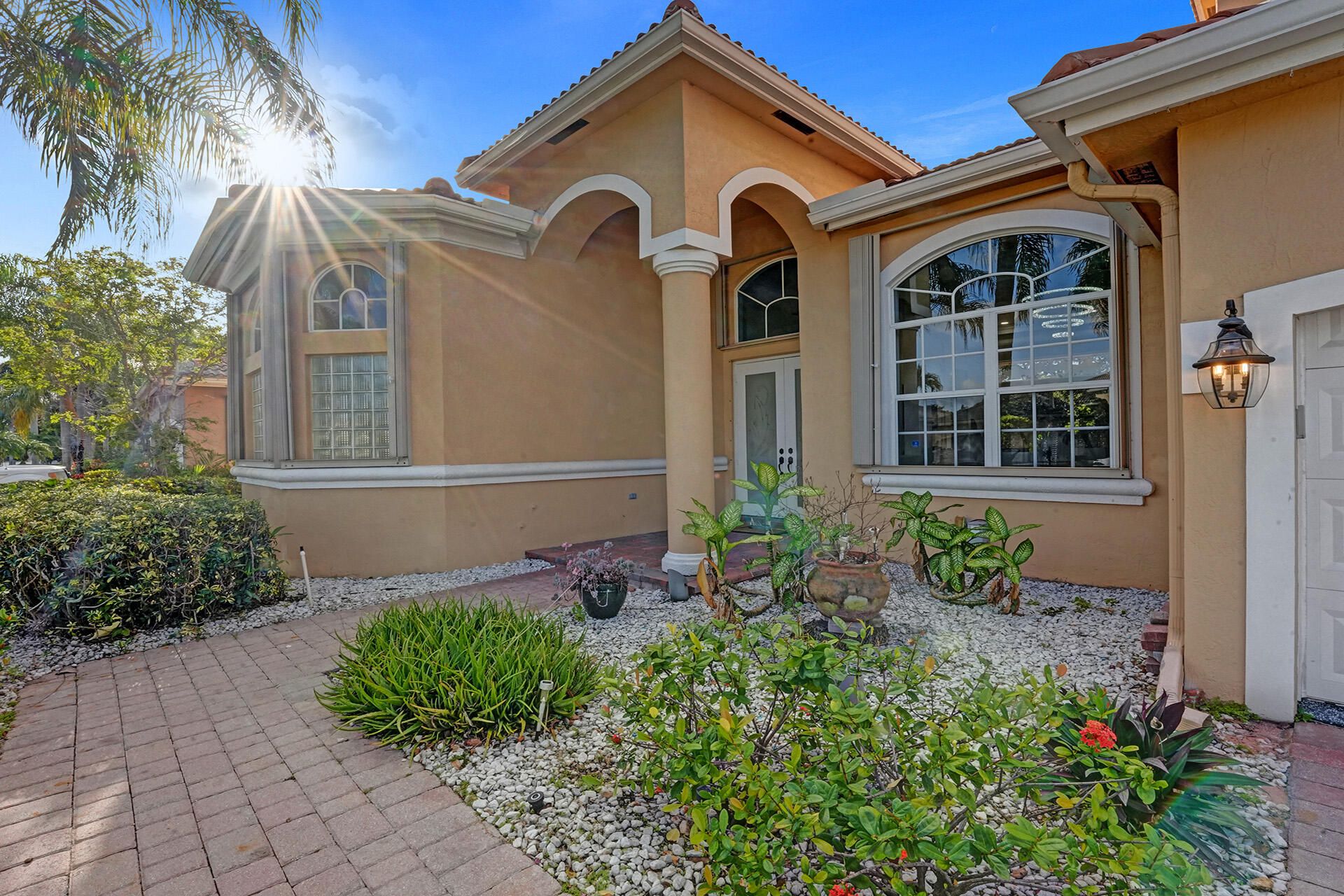 House in Boca Raton, Florida 11657738