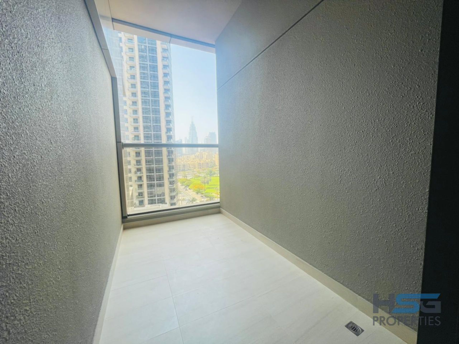 Condominium in دبي, دبي 11658116