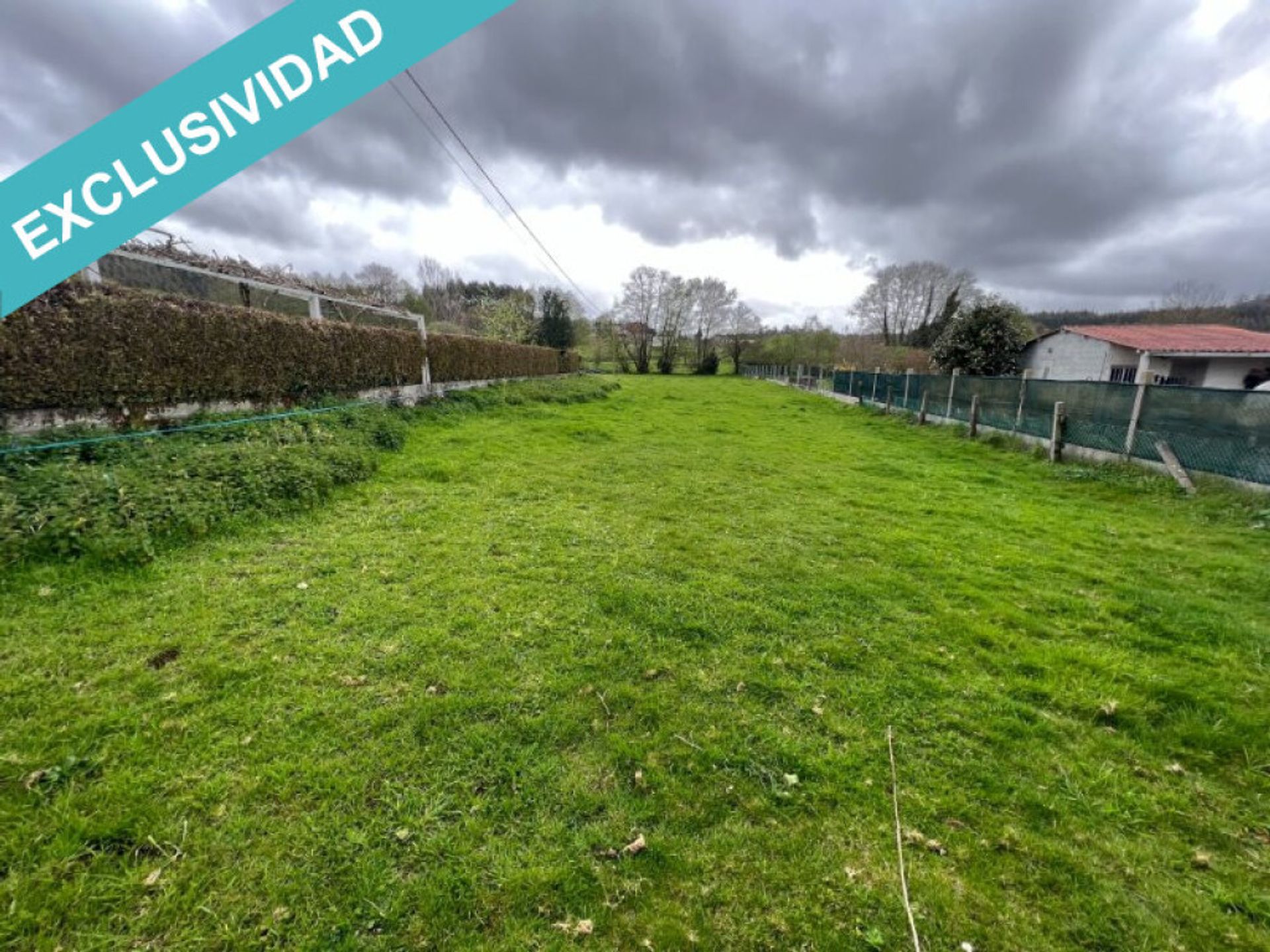 Land i O Pino, Galicia 11658431