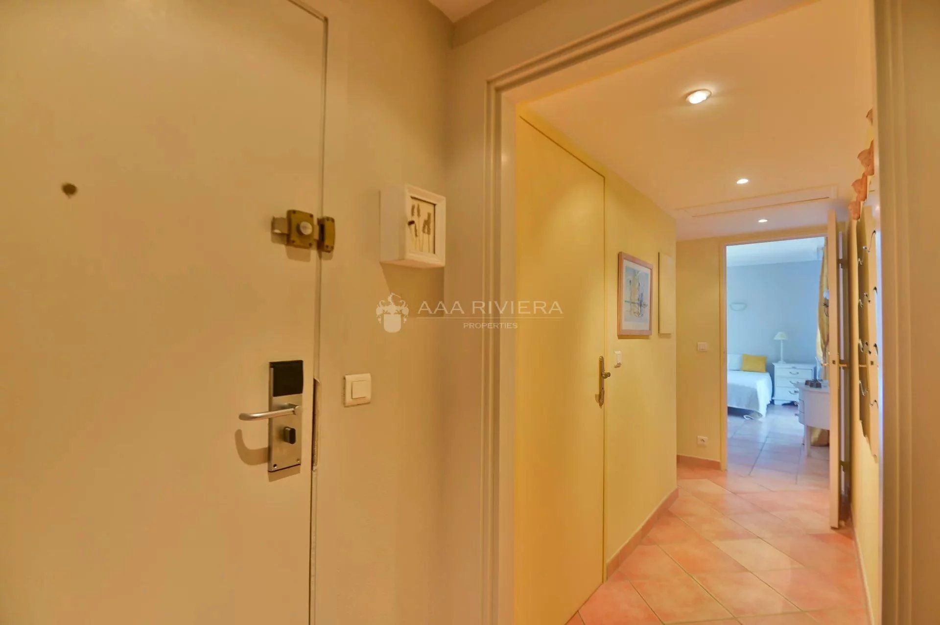 Condominio nel Mandelieu-la-Napoule, Alpes-Maritimes 11659222