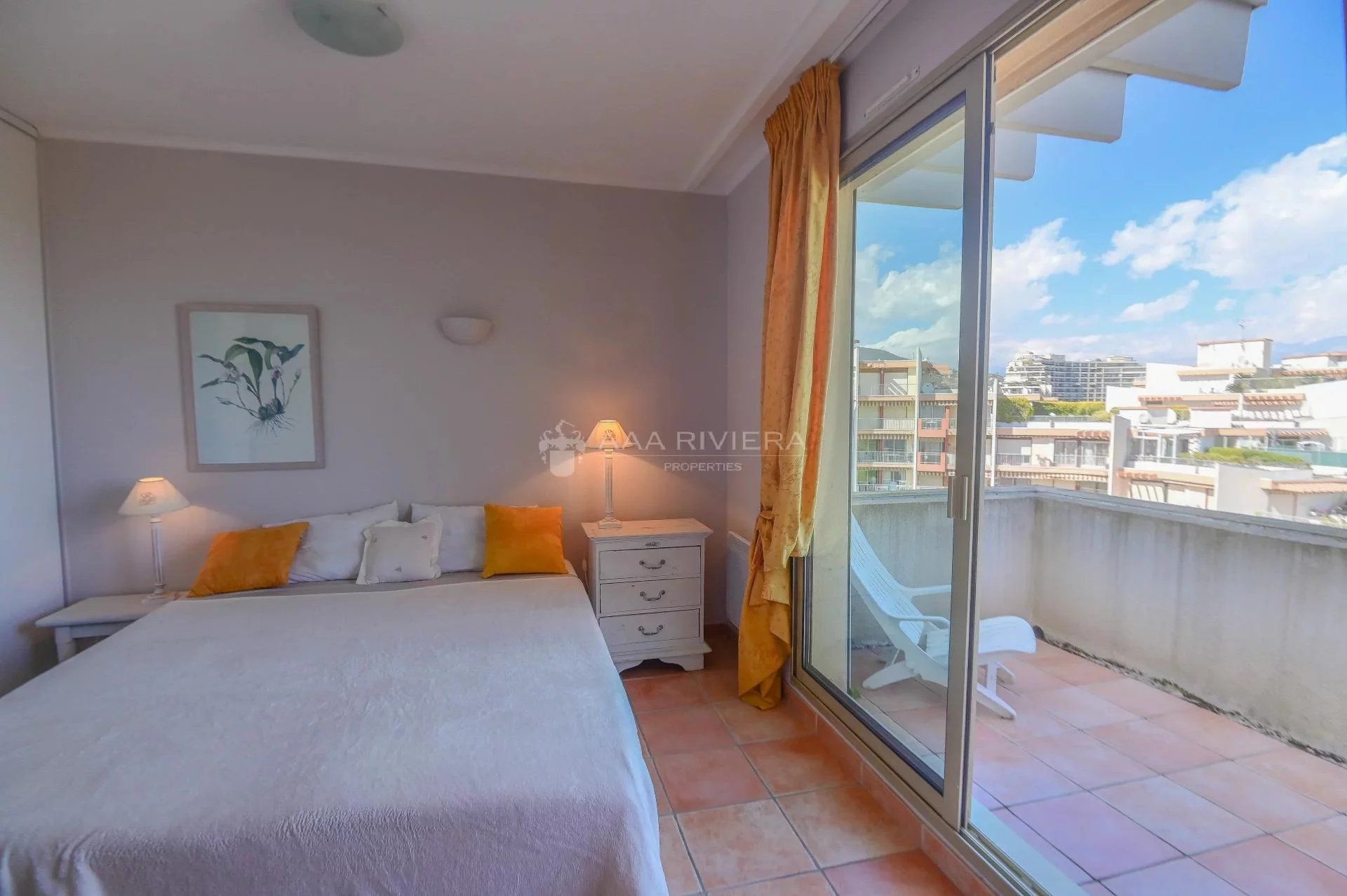 Condominio nel Mandelieu-la-Napoule, Alpes-Maritimes 11659222