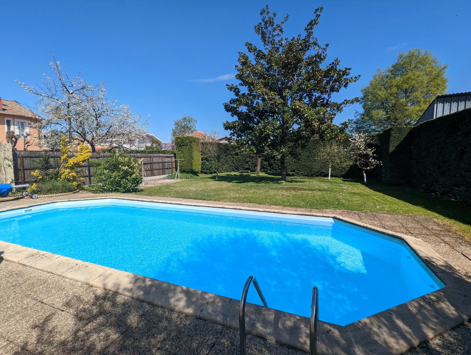 Residential in Bègles, Gironde 11659243