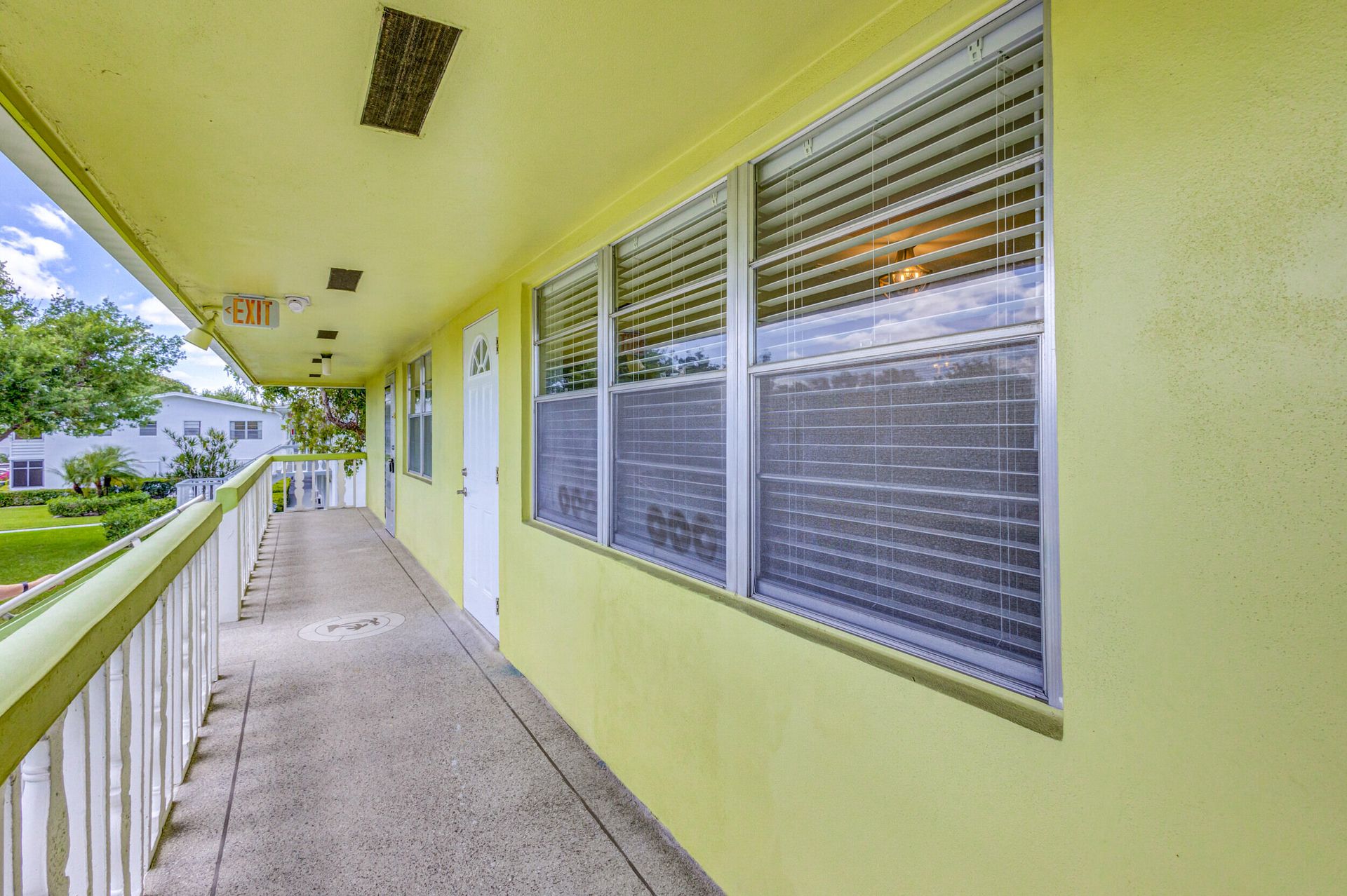 Condominium in West Palm Beach, Florida 11659869