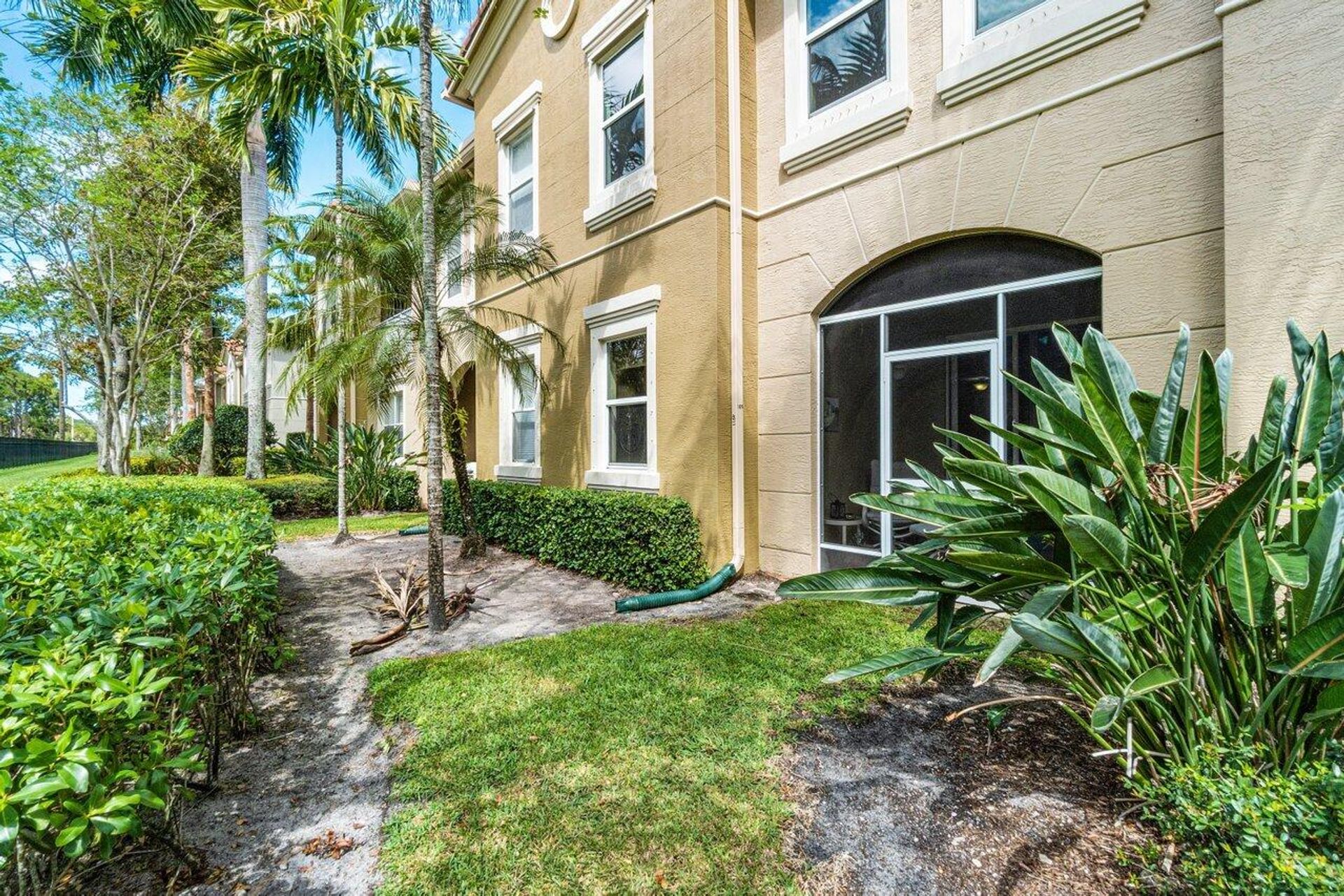 קוֹנדוֹמִינִיוֹן ב Palm Beach Gardens, Florida 11659882